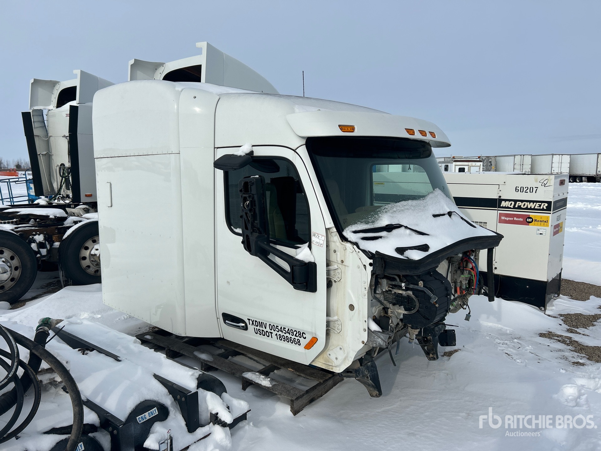 General Appearance with Picture, Right Front Corner