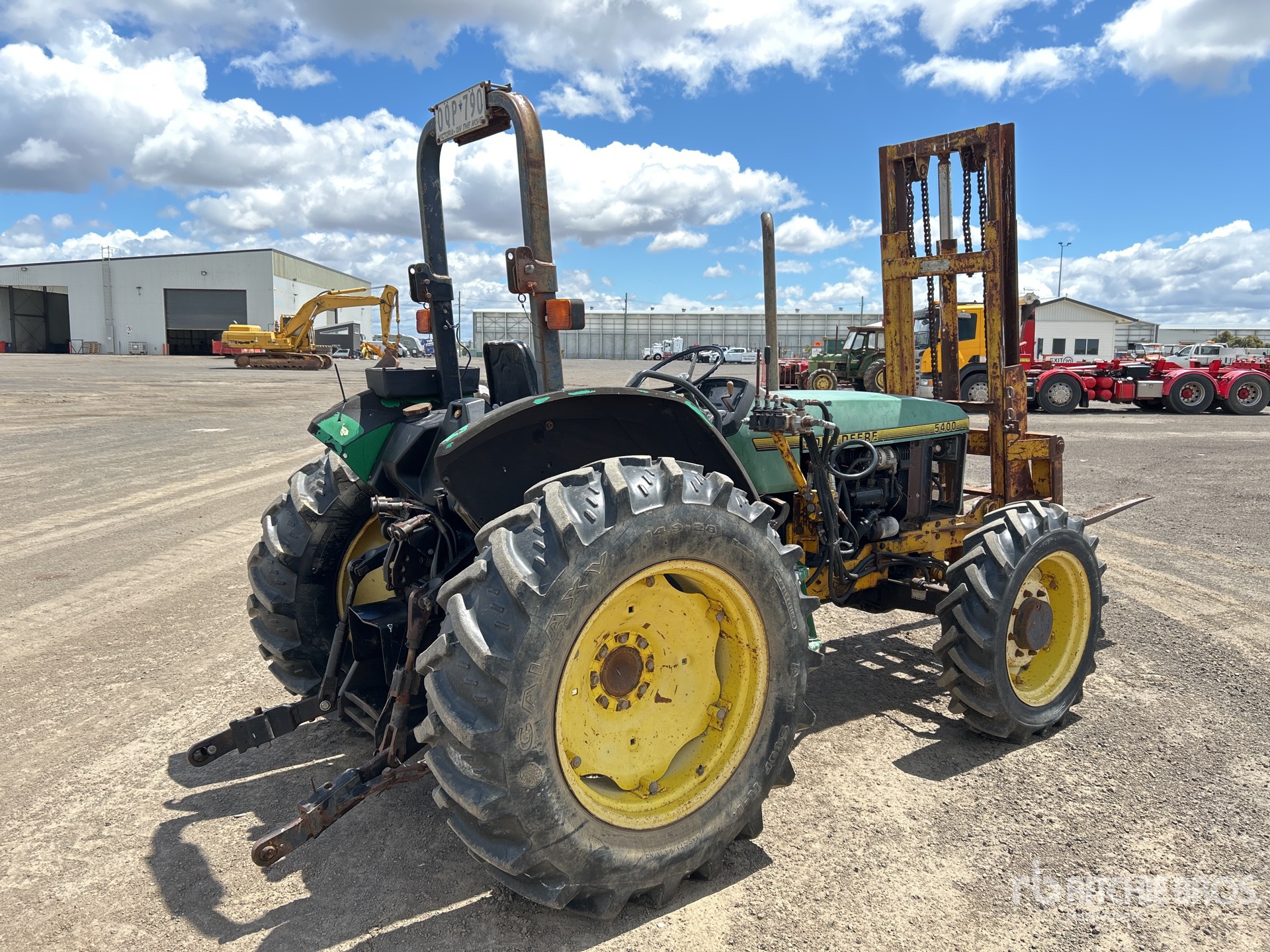 General Appearance with Picture, Right Rear Corner