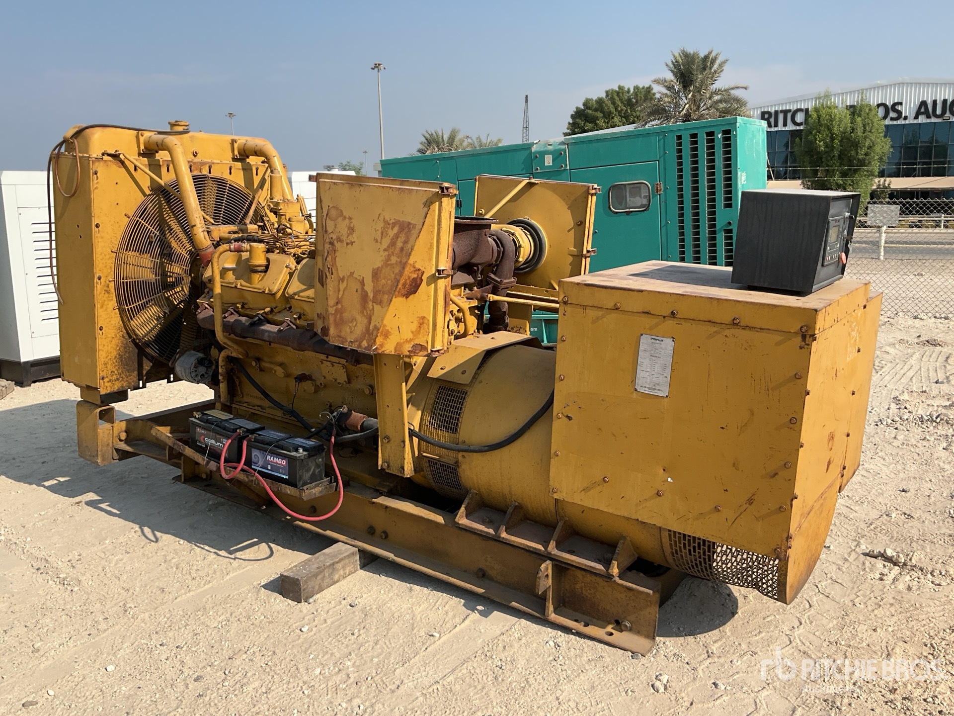 Aspect général with Image, coin avant droit