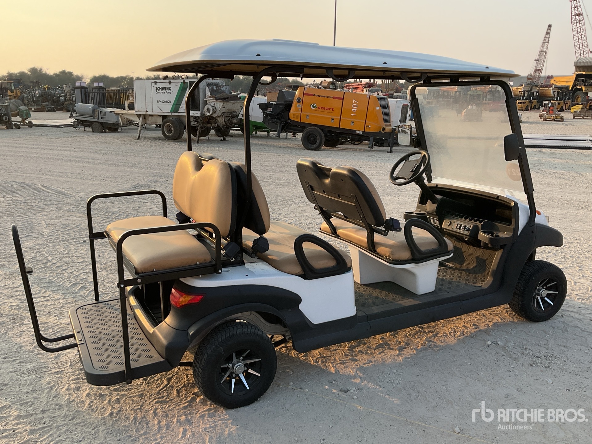 General Appearance with Bild, Ecke hinten rechts