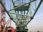 Superstructure de la grue with 