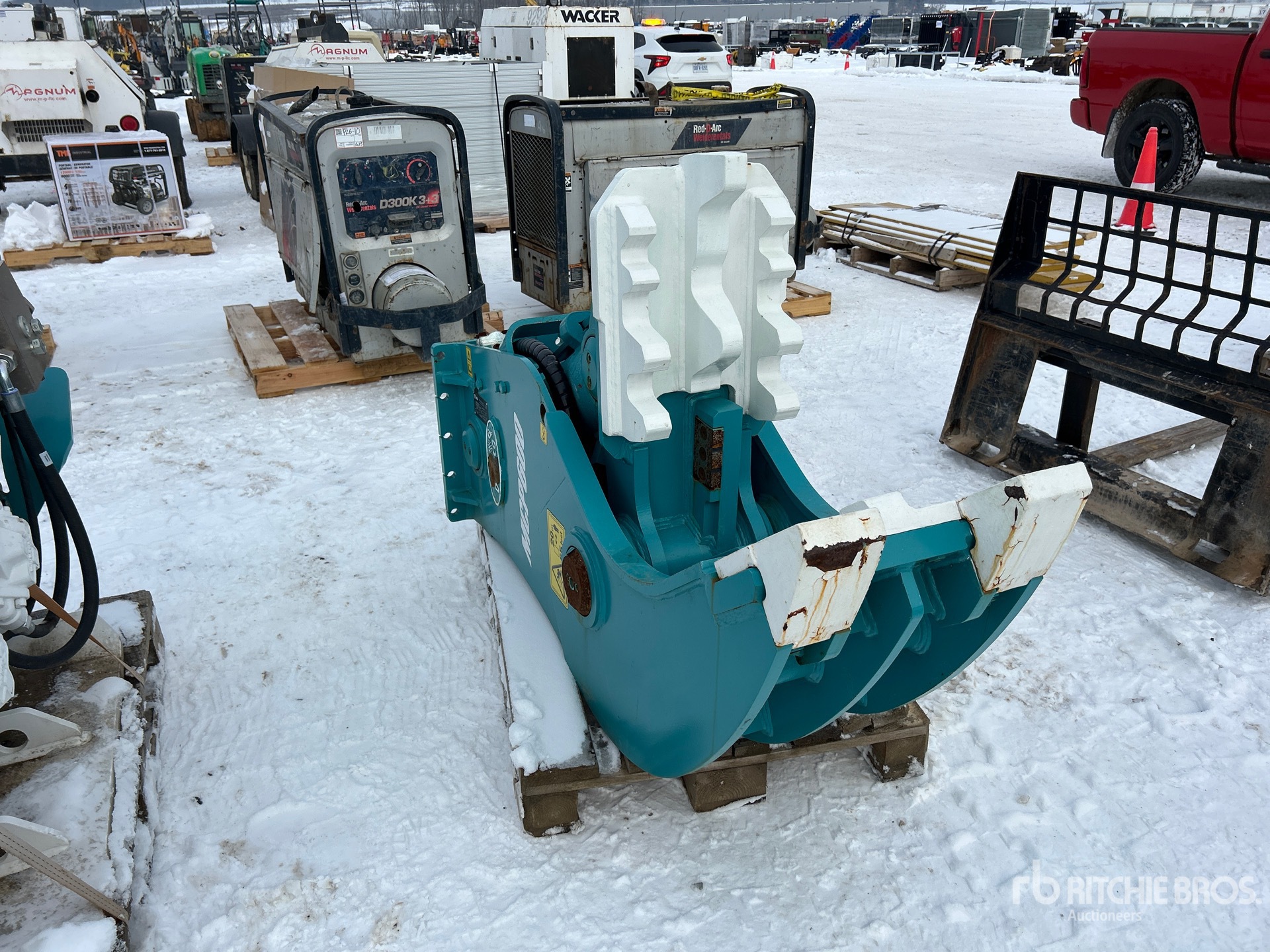 General Appearance with Picture, Right Front Corner