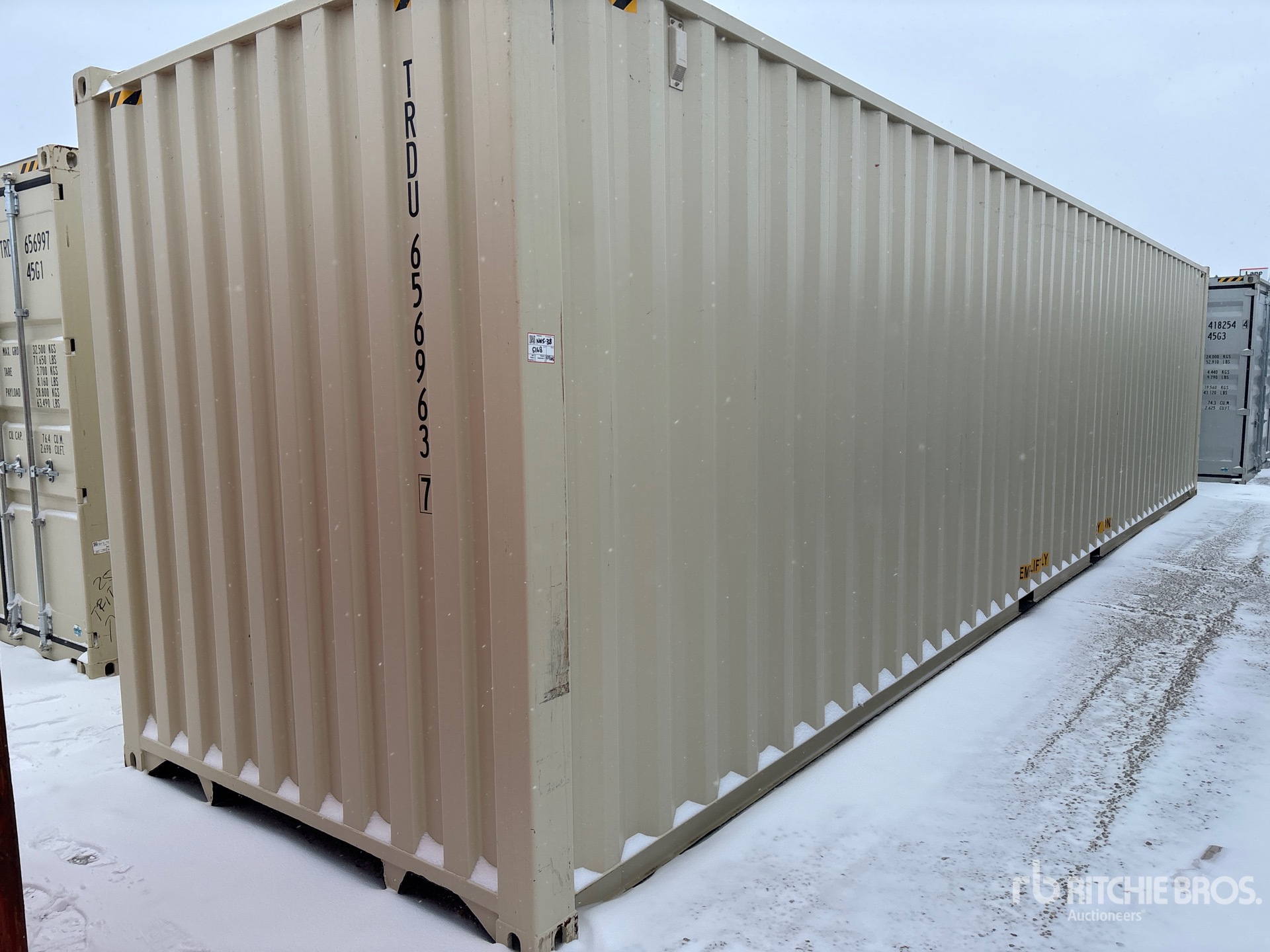 Aspect général with Image, coin arrière gauche