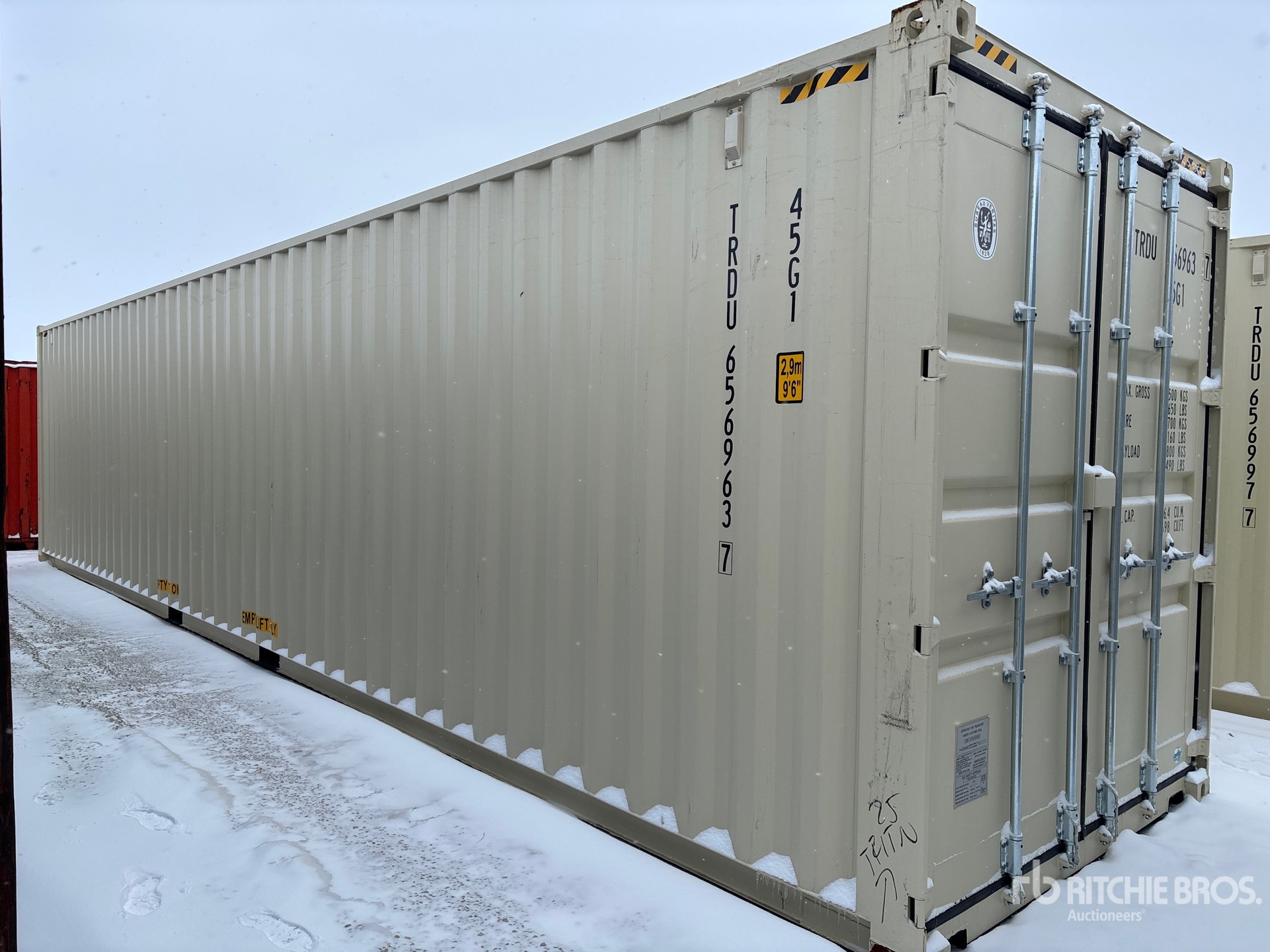 Aspect général with Image, coin arrière droit