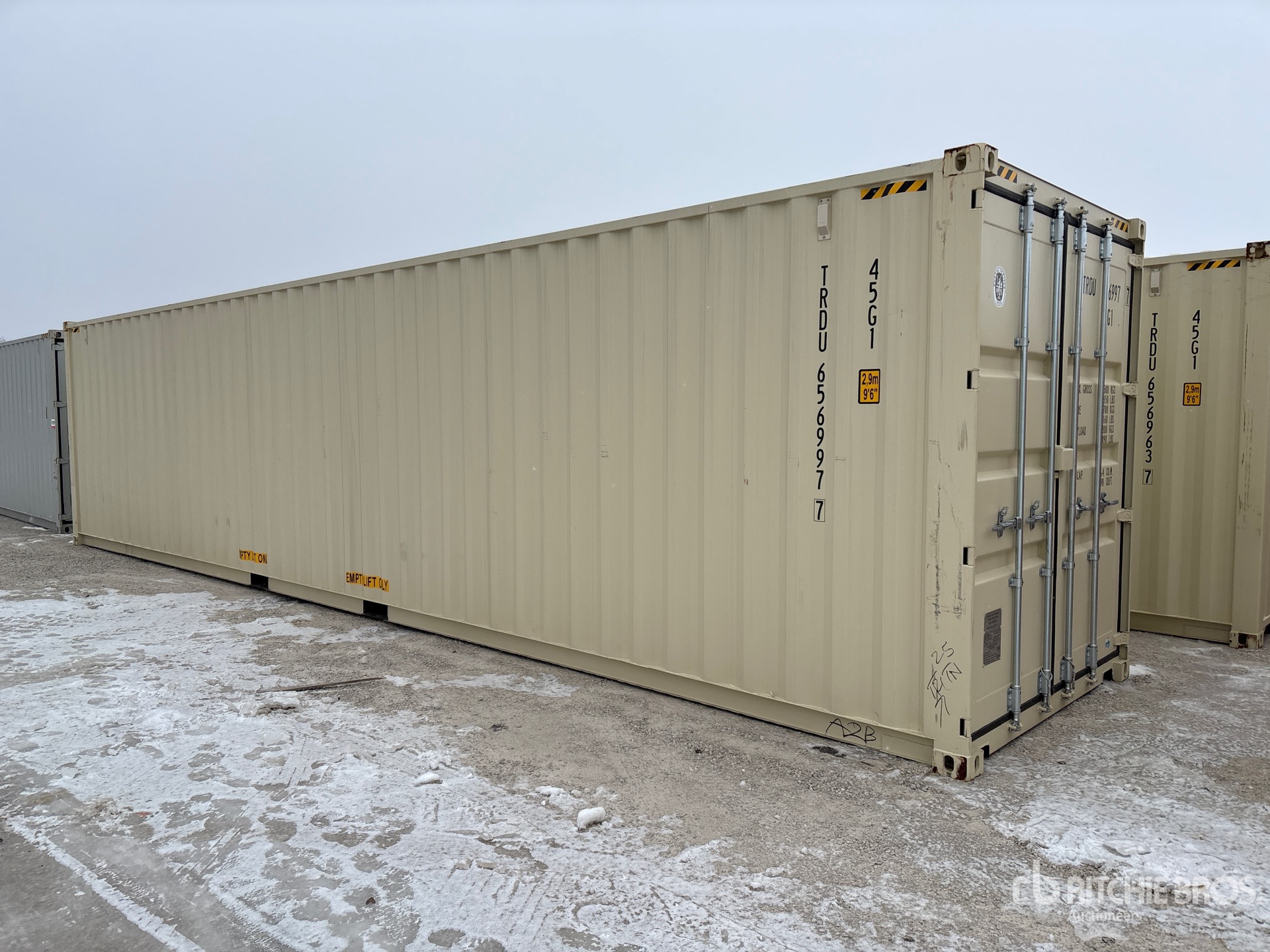 Aspect général with Image, coin avant gauche