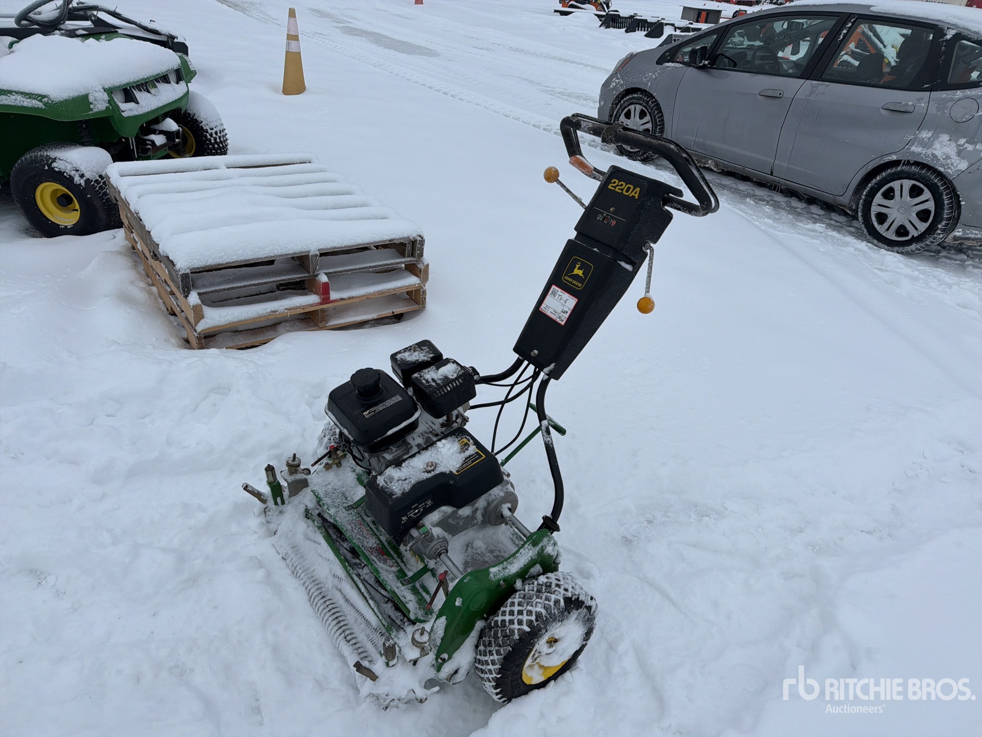 General Appearance with Picture, Left Front Corner