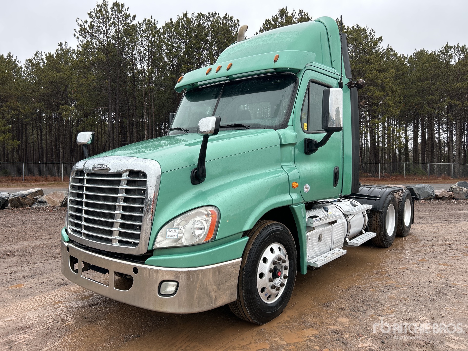 General Appearance with Featured Photo