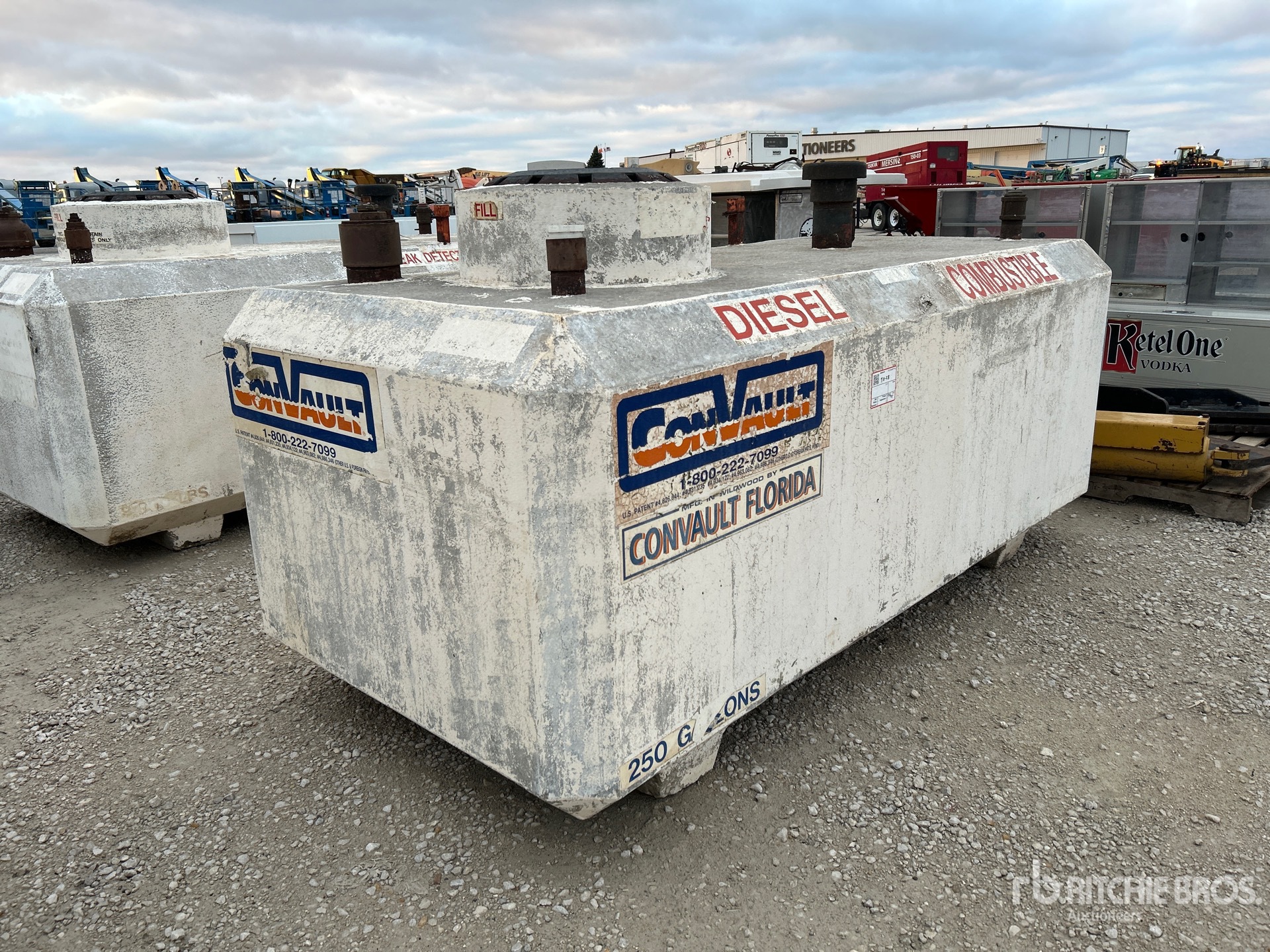 General Appearance with Picture, Right Rear Corner