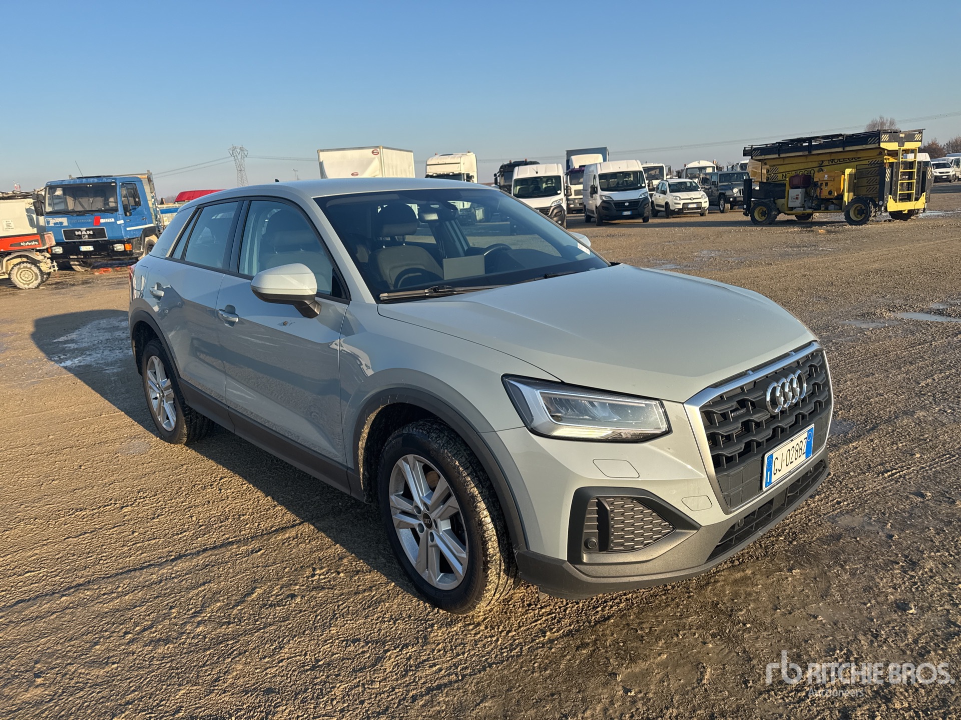 General Appearance with Picture, Right Front Corner