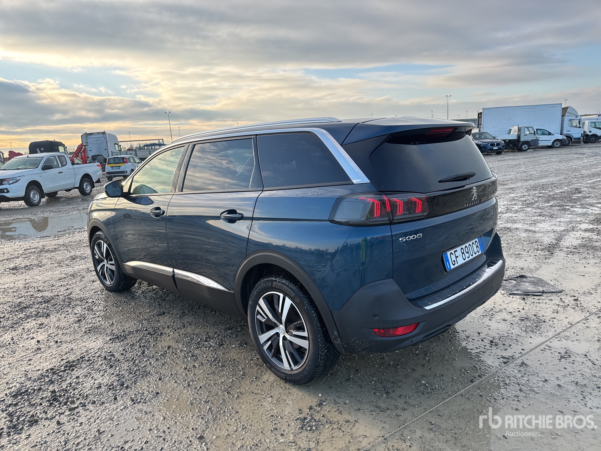 General Appearance with Picture, Left Rear Corner