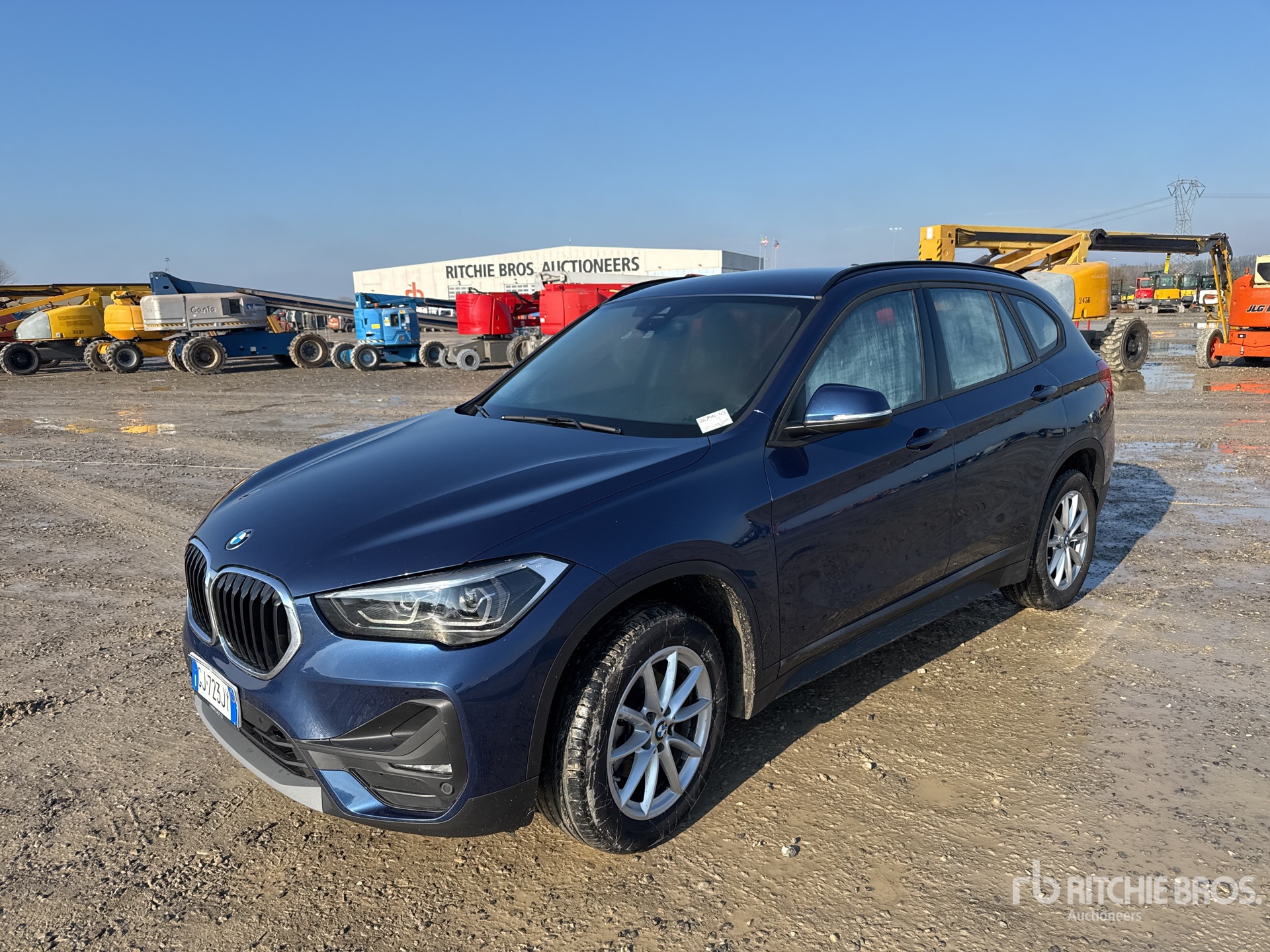 General Appearance with Picture, Left Front Corner