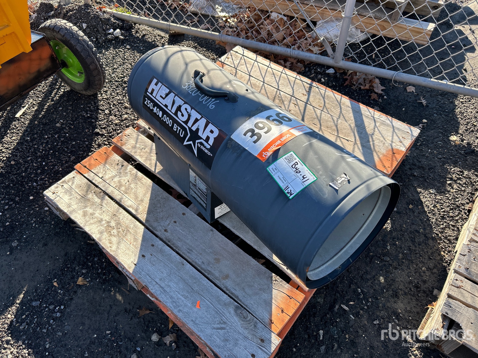 General Appearance with Picture, Right Front Corner