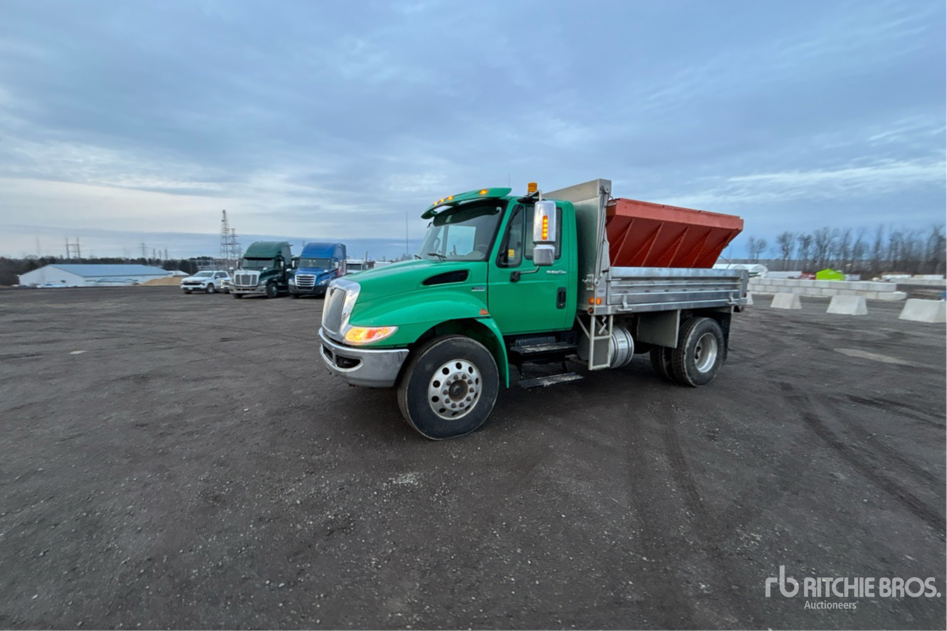 General Appearance with Picture, Left Front Corner