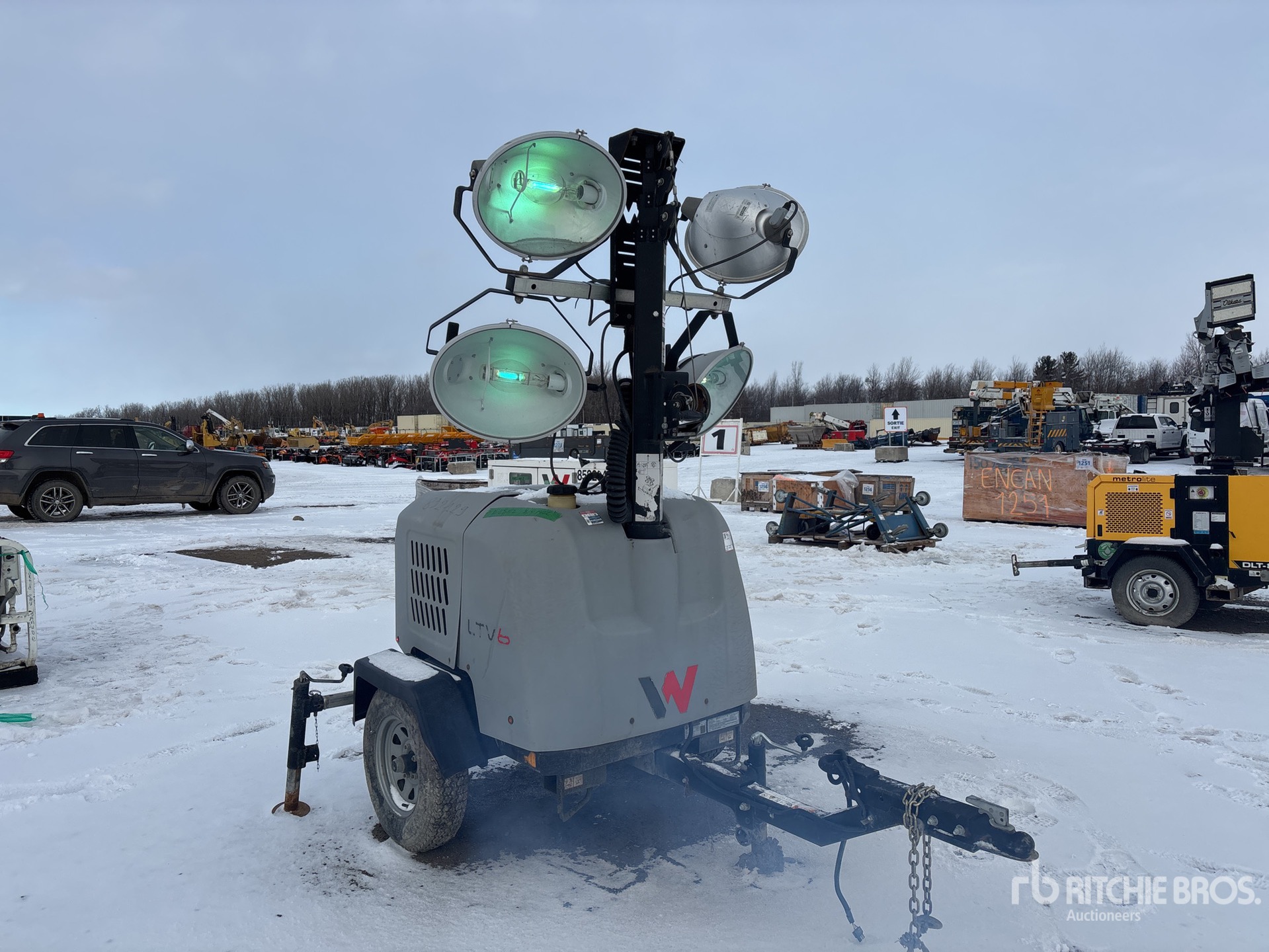 General Appearance with Picture, Right Front Corner