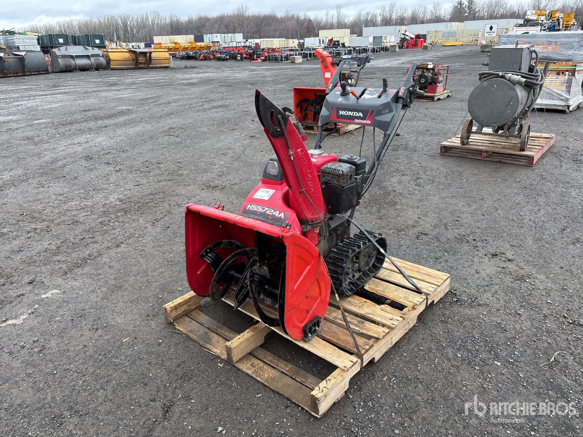 General Appearance with Picture, Left Front Corner