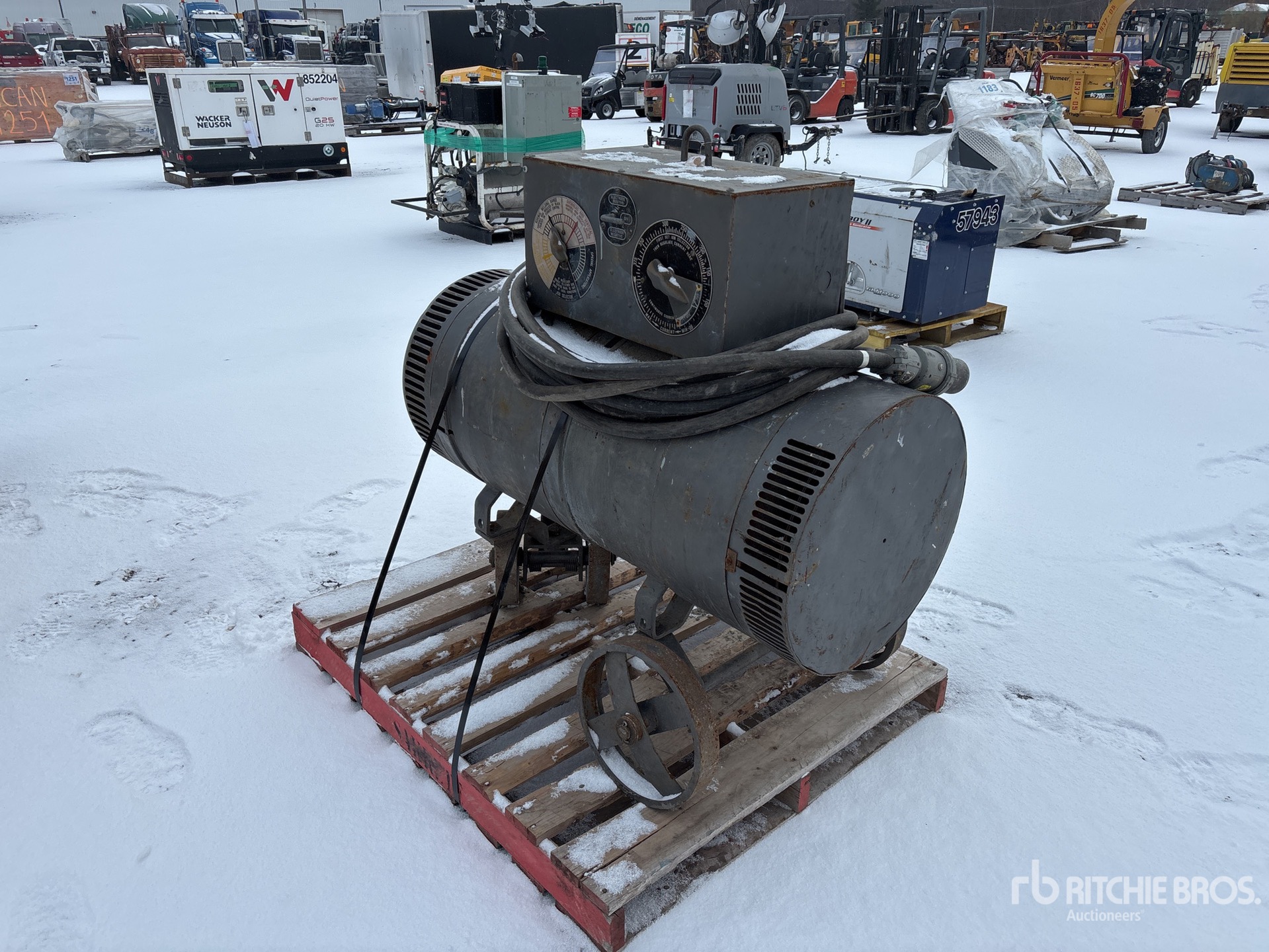 Aspect général with Image, coin arrière gauche