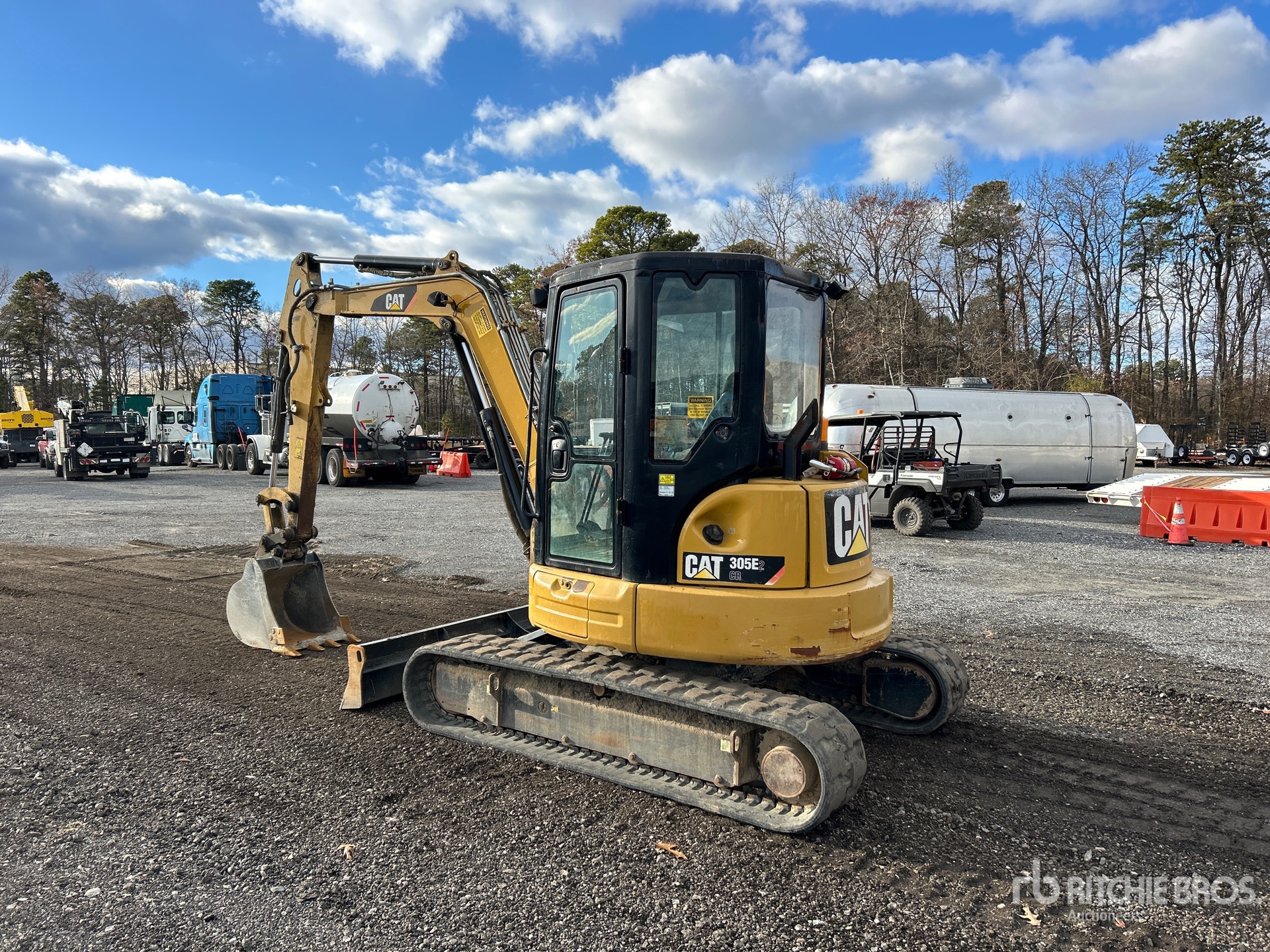 General Appearance with Bild, Ecke hinten links