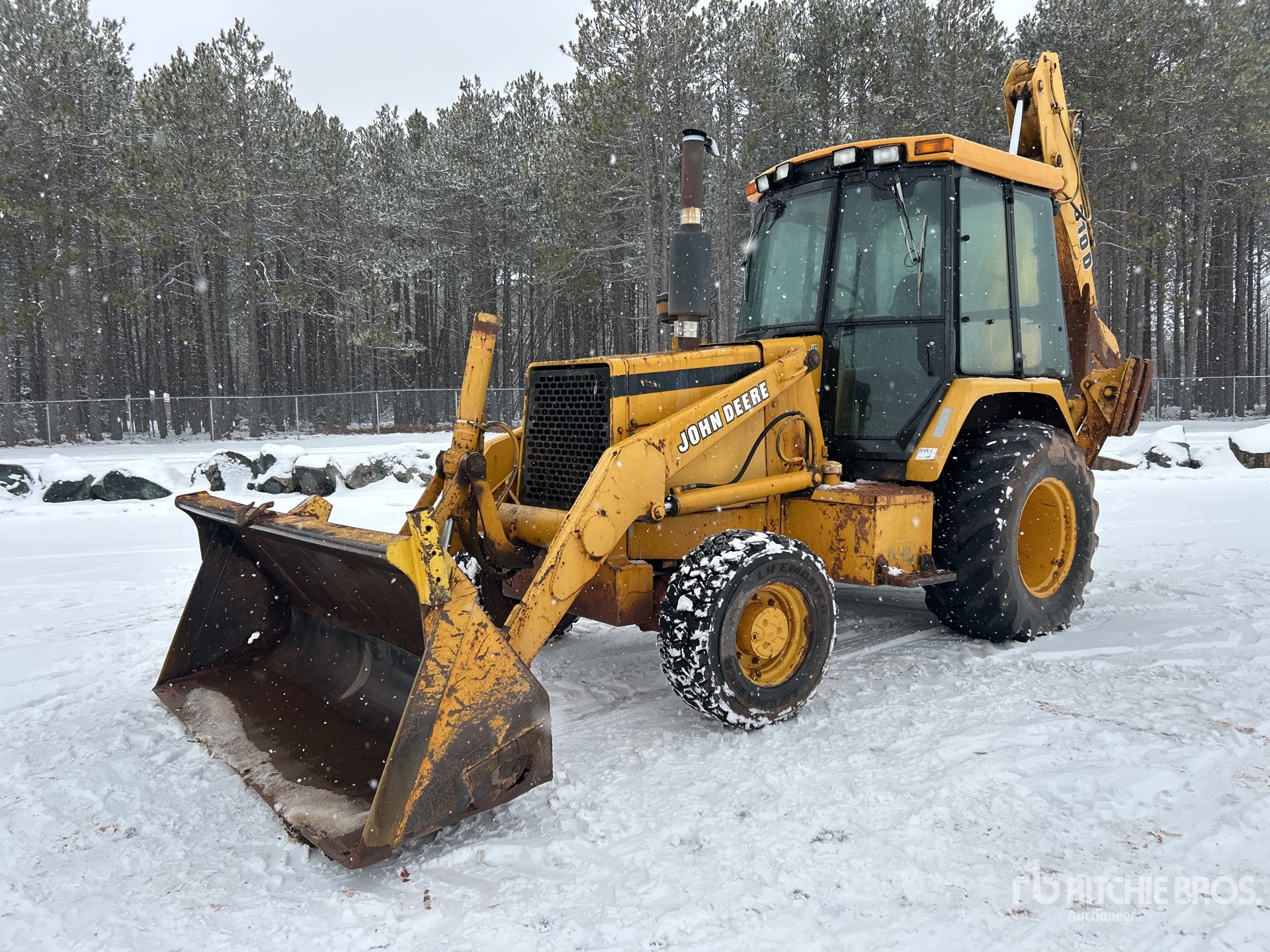 General Appearance with Featured Photo