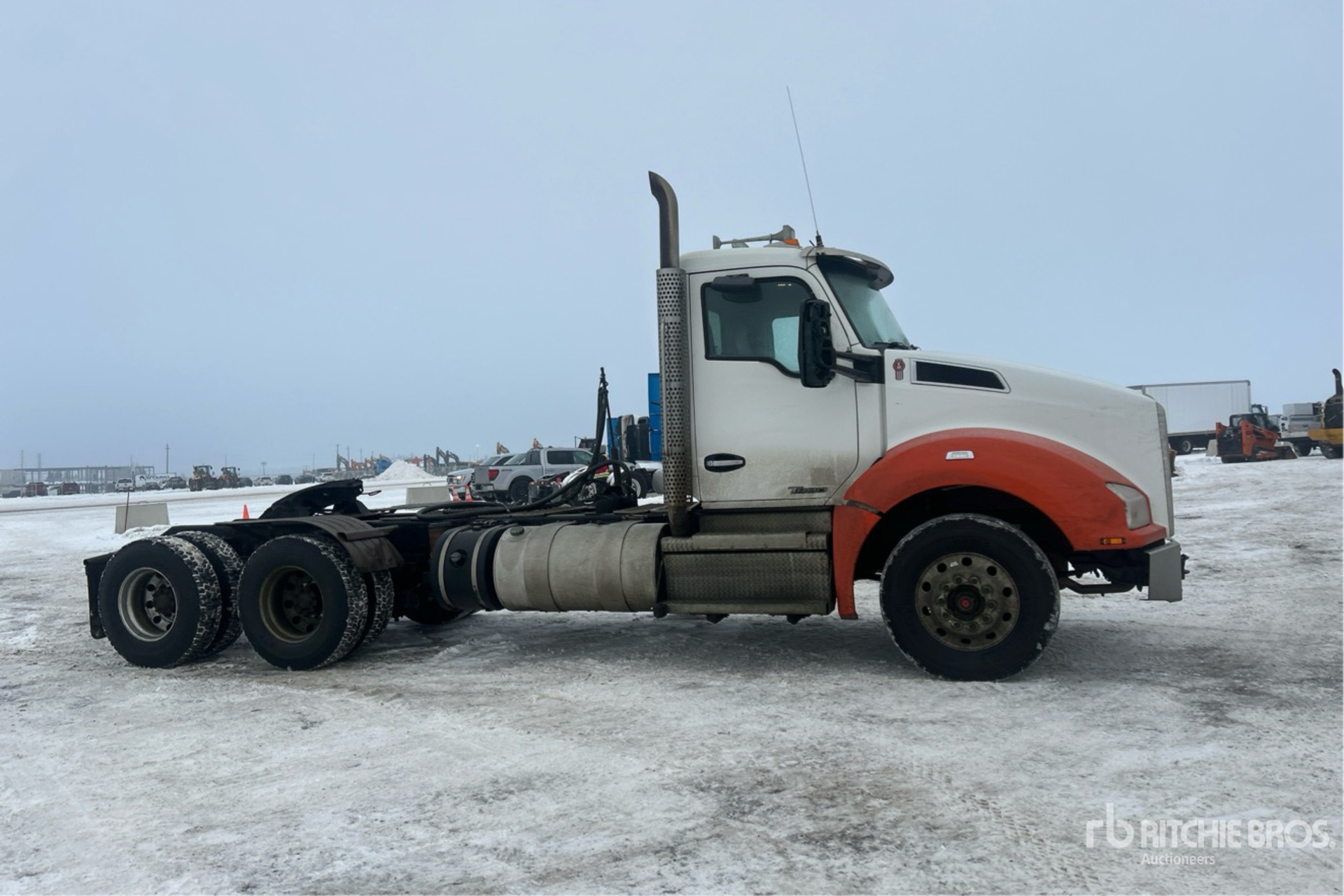 General Appearance with Foto, angolo anteriore destro