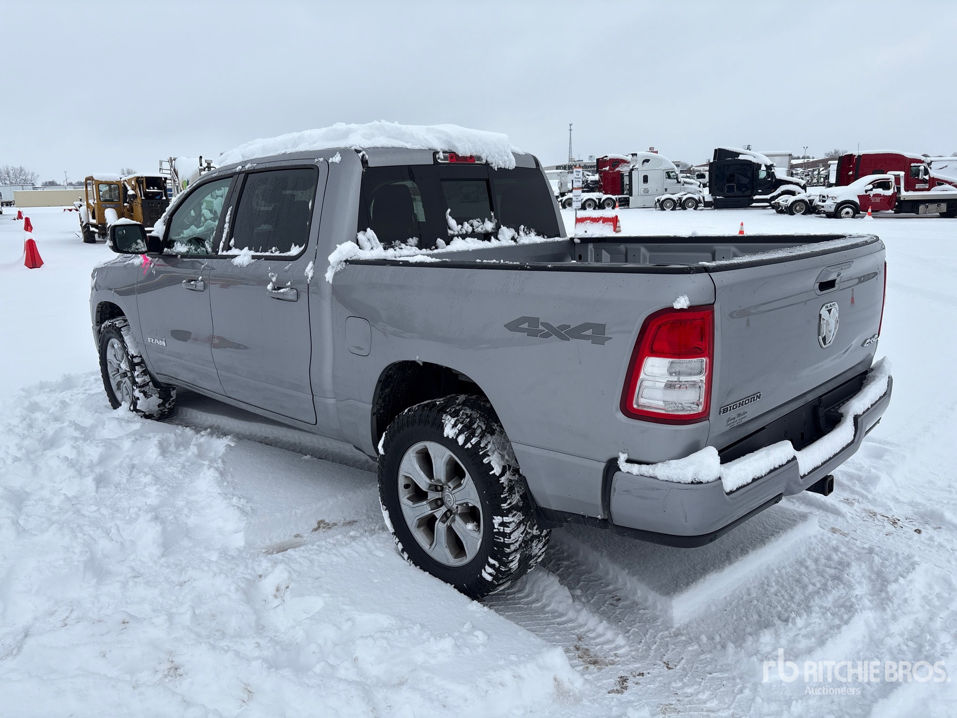 General Appearance with Picture, Left Rear Corner