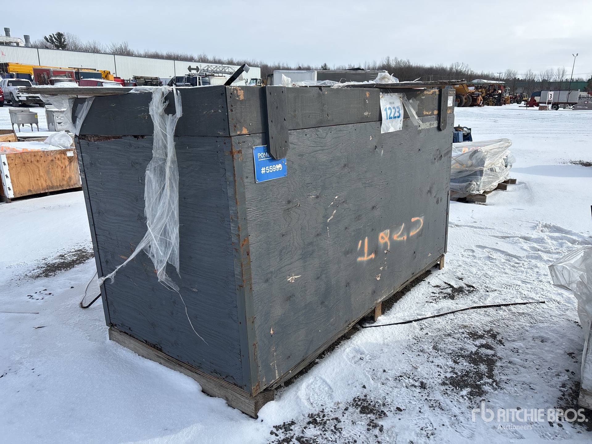 General Appearance with Picture, Right Front Corner