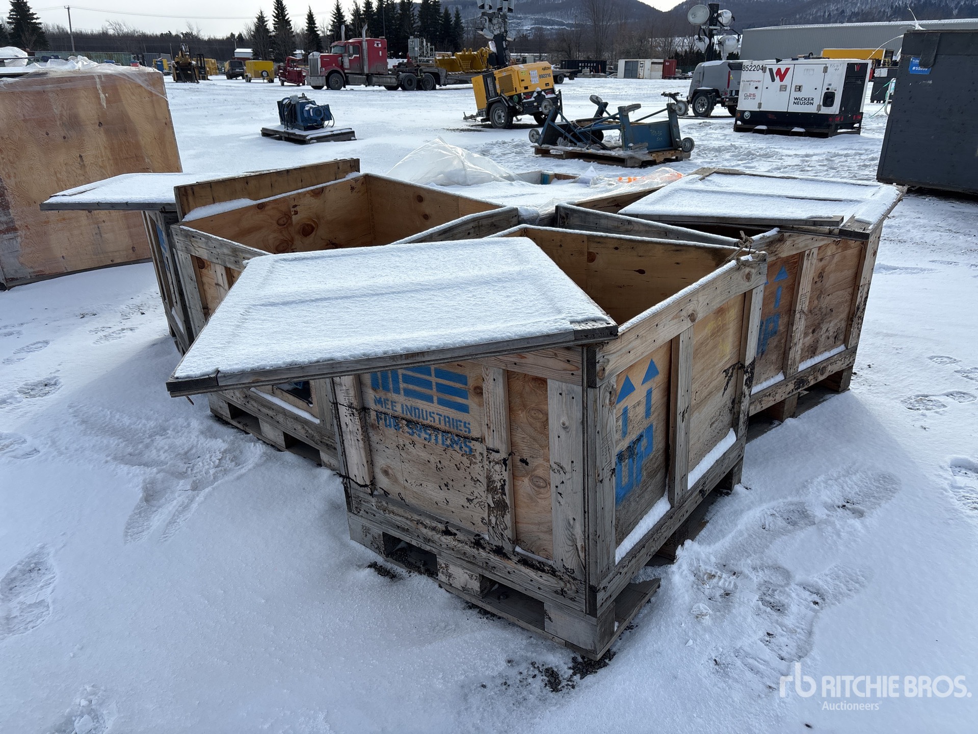 General Appearance with Bild, Ecke hinten rechts