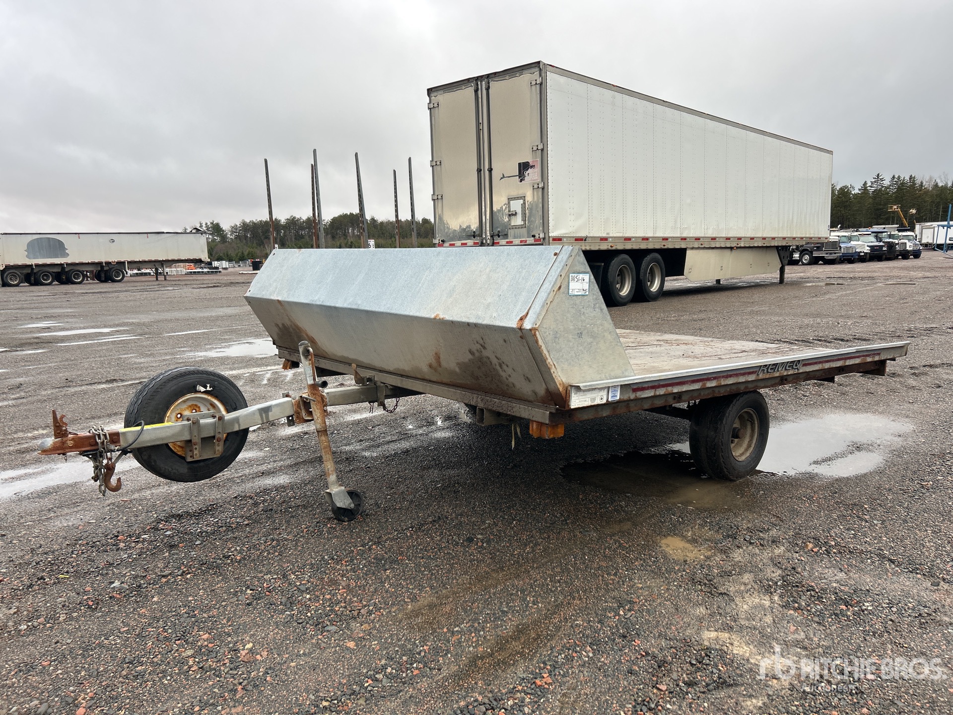 General Appearance with Featured Photo