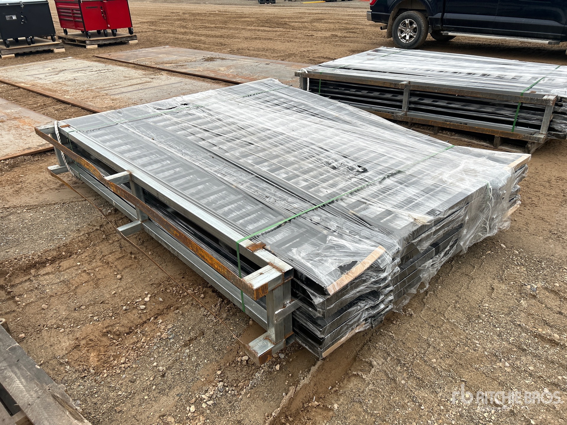 General Appearance with Foto, angolo anteriore sinistro