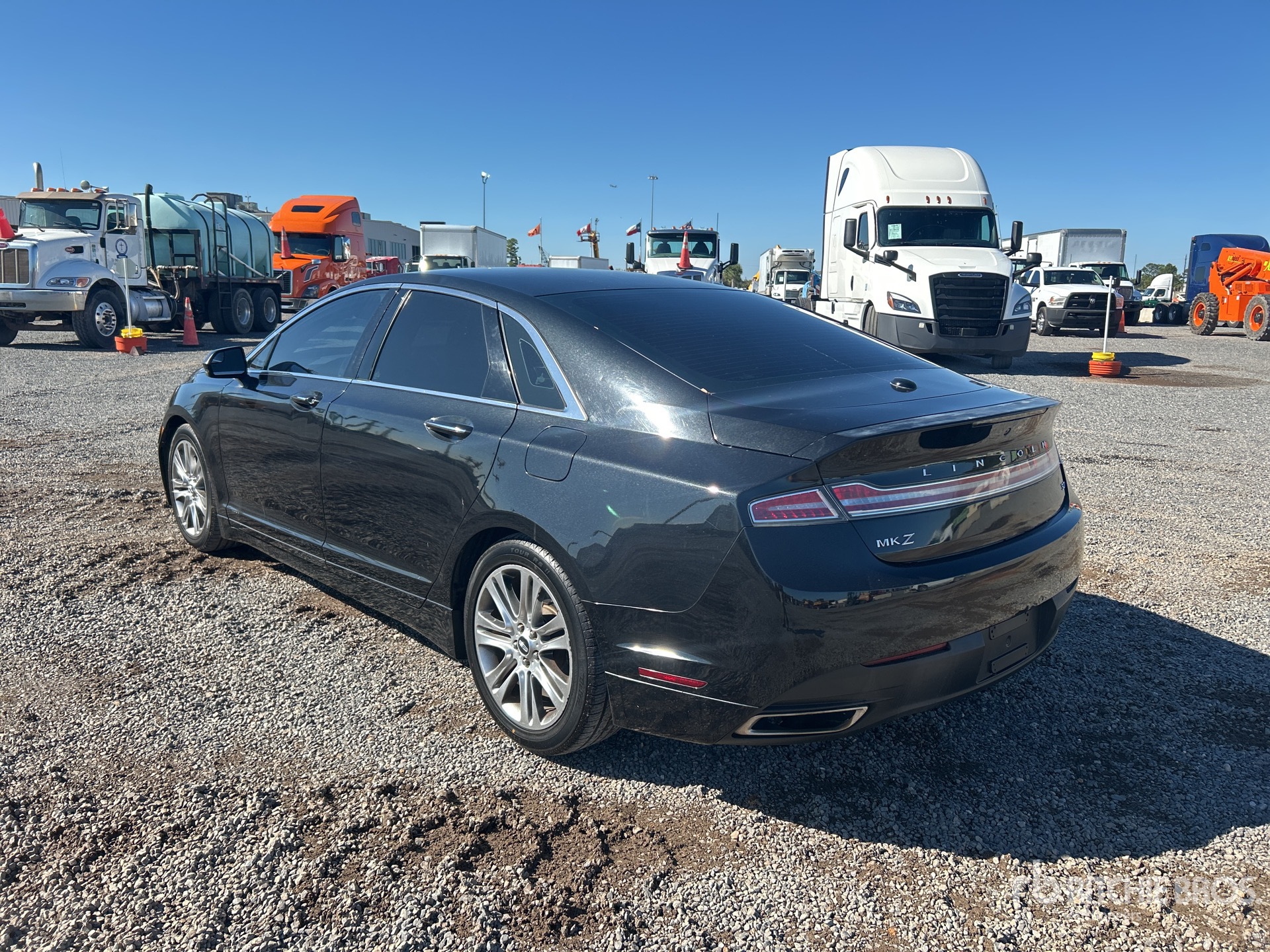 General Appearance with Picture, Left Rear Corner