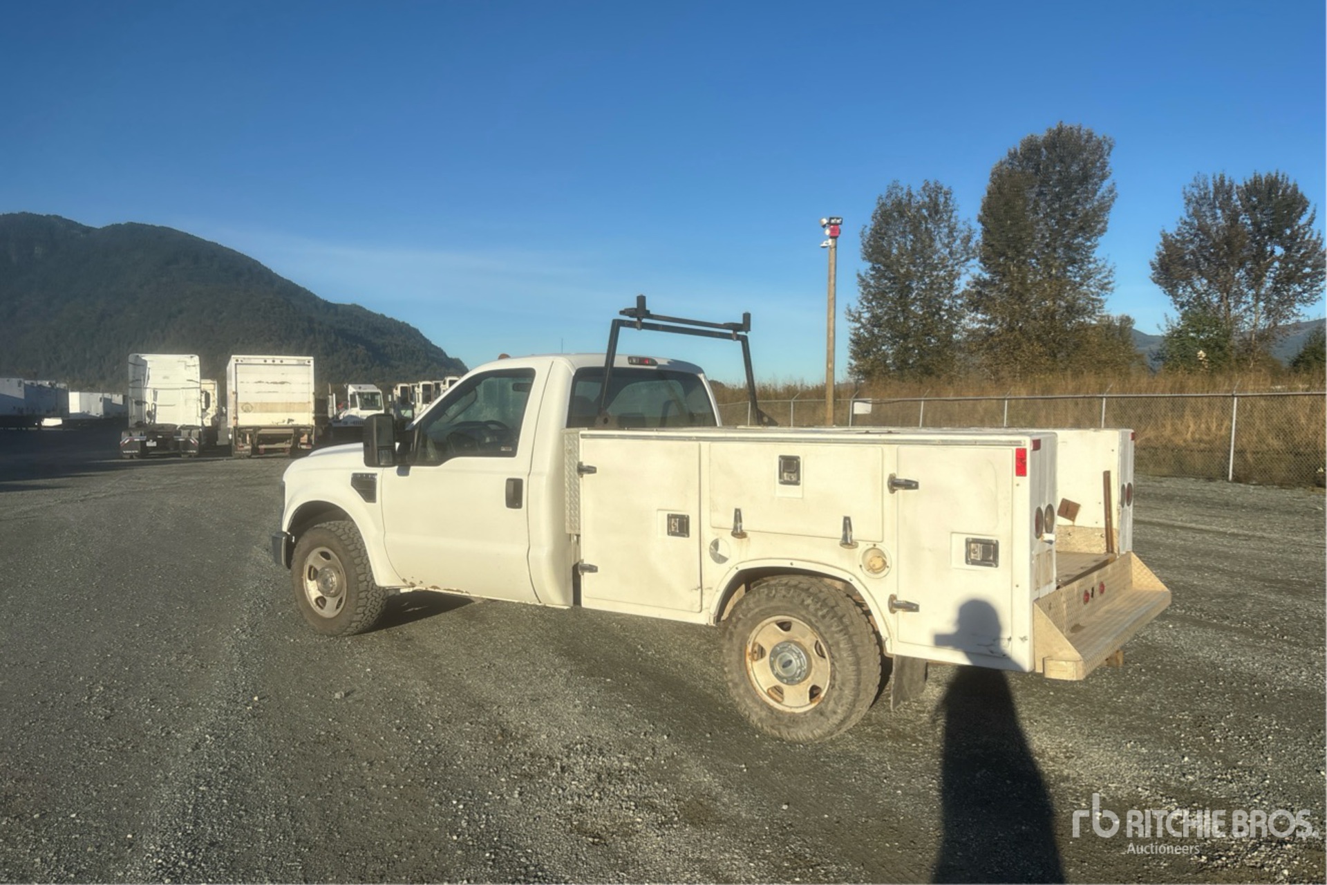 General Appearance with Picture, Left Rear Corner