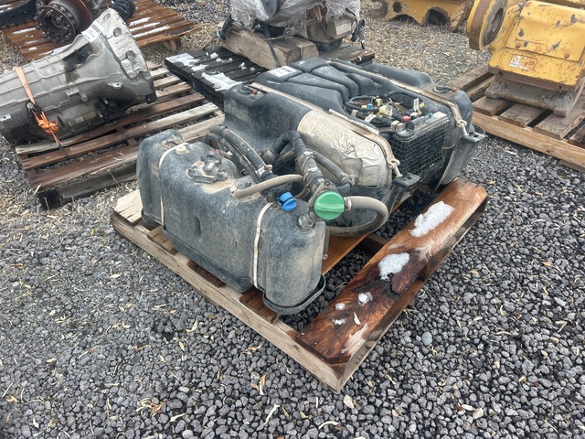 Ford F550 Poly Diesel Fuel and Defl Tank Ford F550 Poly Diesel Fuel and Defl Tank