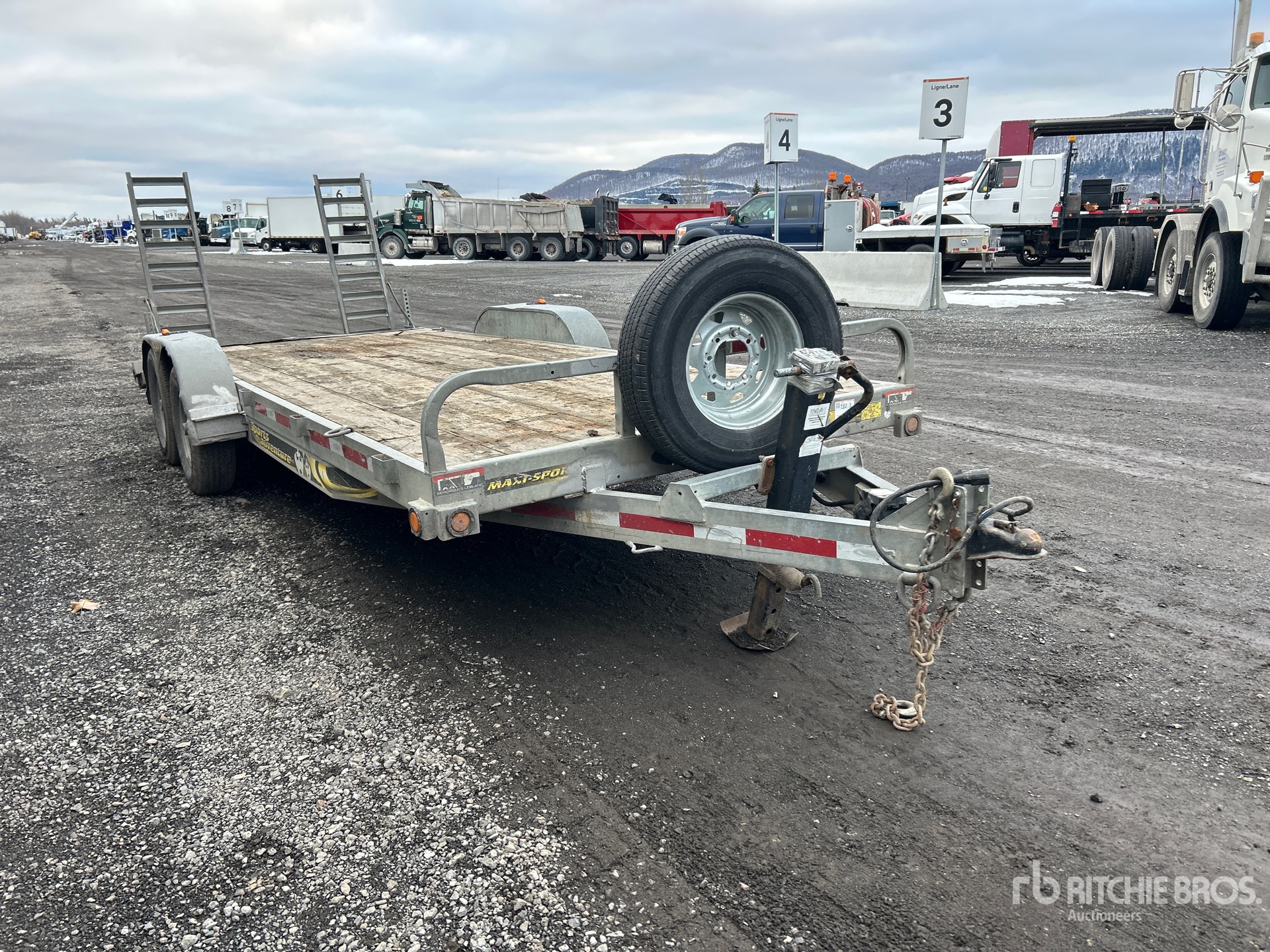 General Appearance with Bild, Ecke vorne rechts