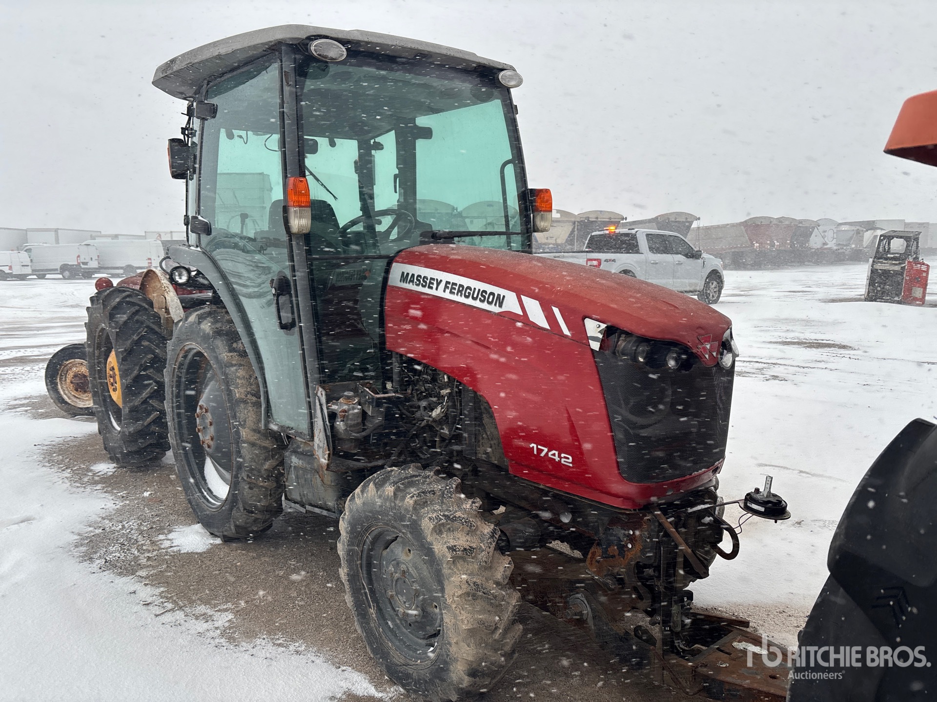 General Appearance with Picture, Right Front Corner