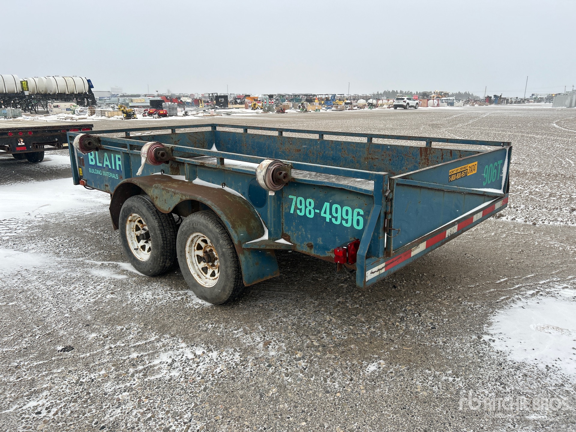 General Appearance with Picture, Left Rear Corner