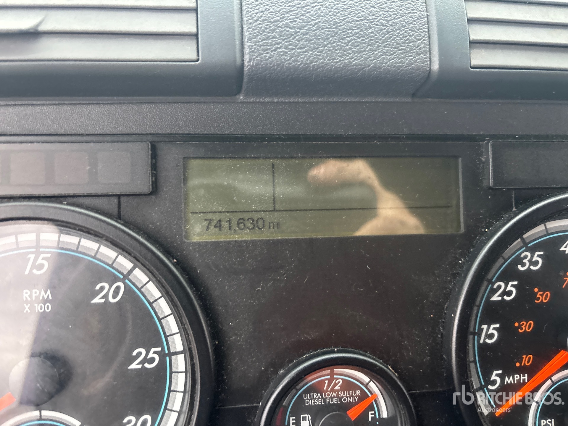 General Appearance with Hour Meter / Odometer