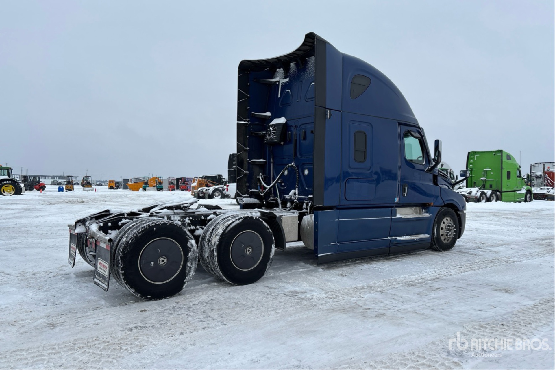 General Appearance with Foto, angolo anteriore sinistro