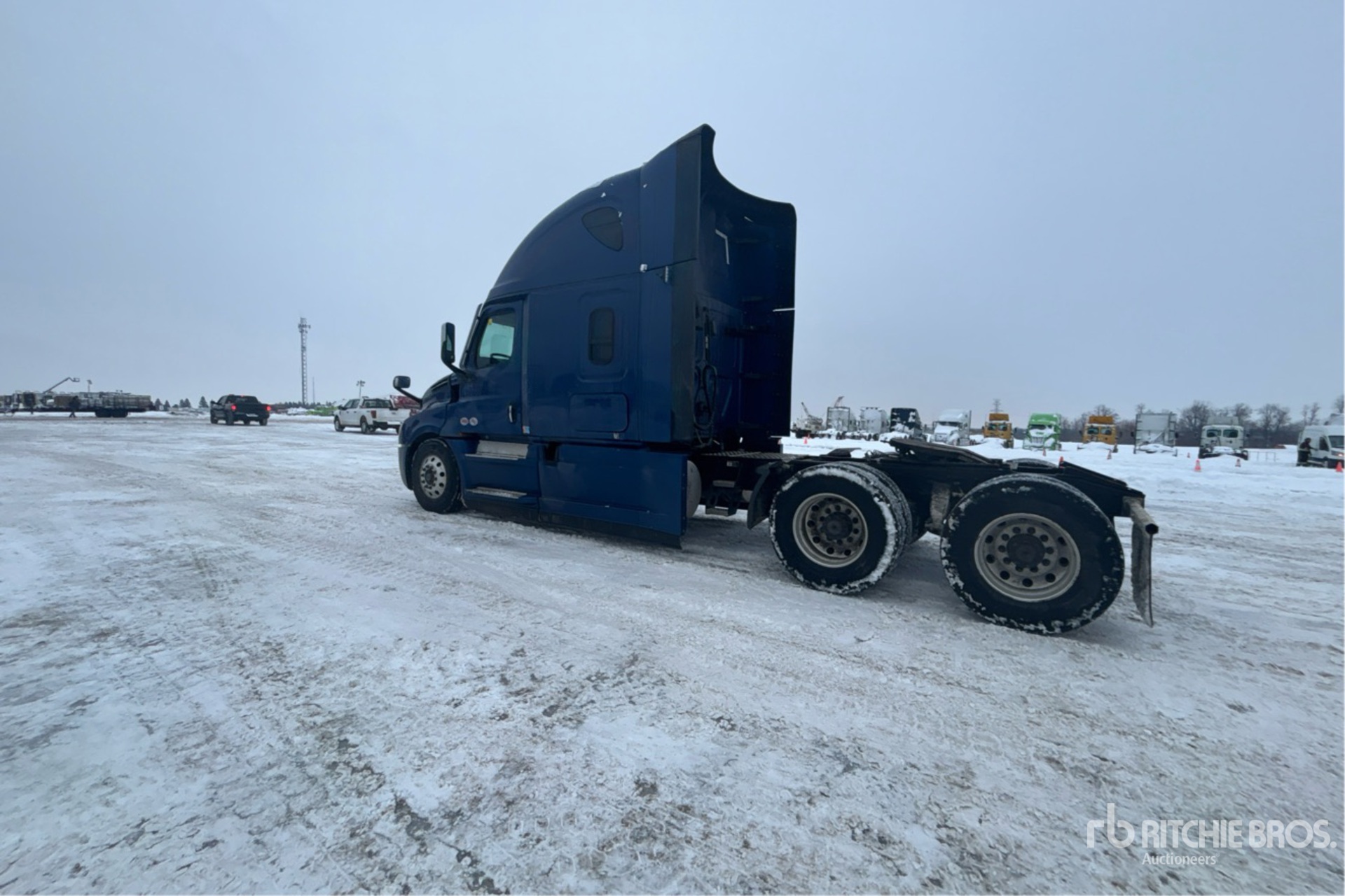 General Appearance with Imagen: esquina trasera izquierda