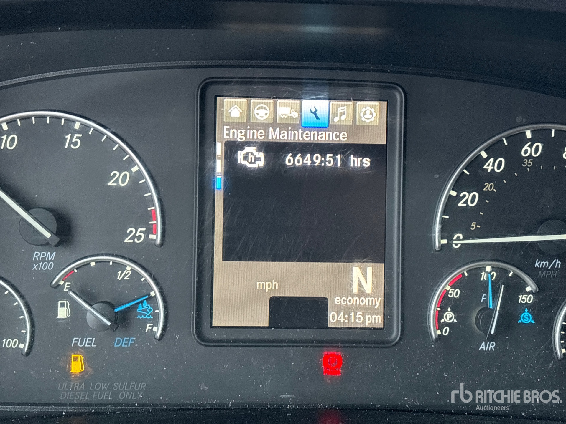 4 Transmision with Engine Hours