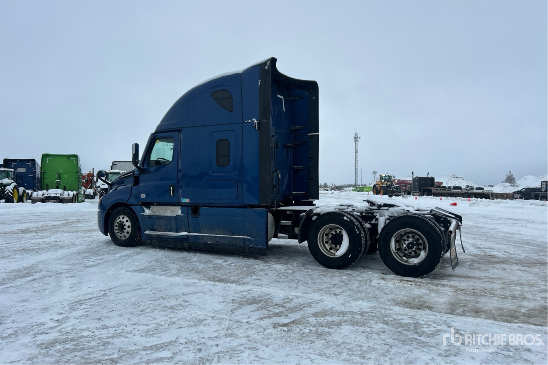 General Appearance with Imagen: esquina trasera izquierda