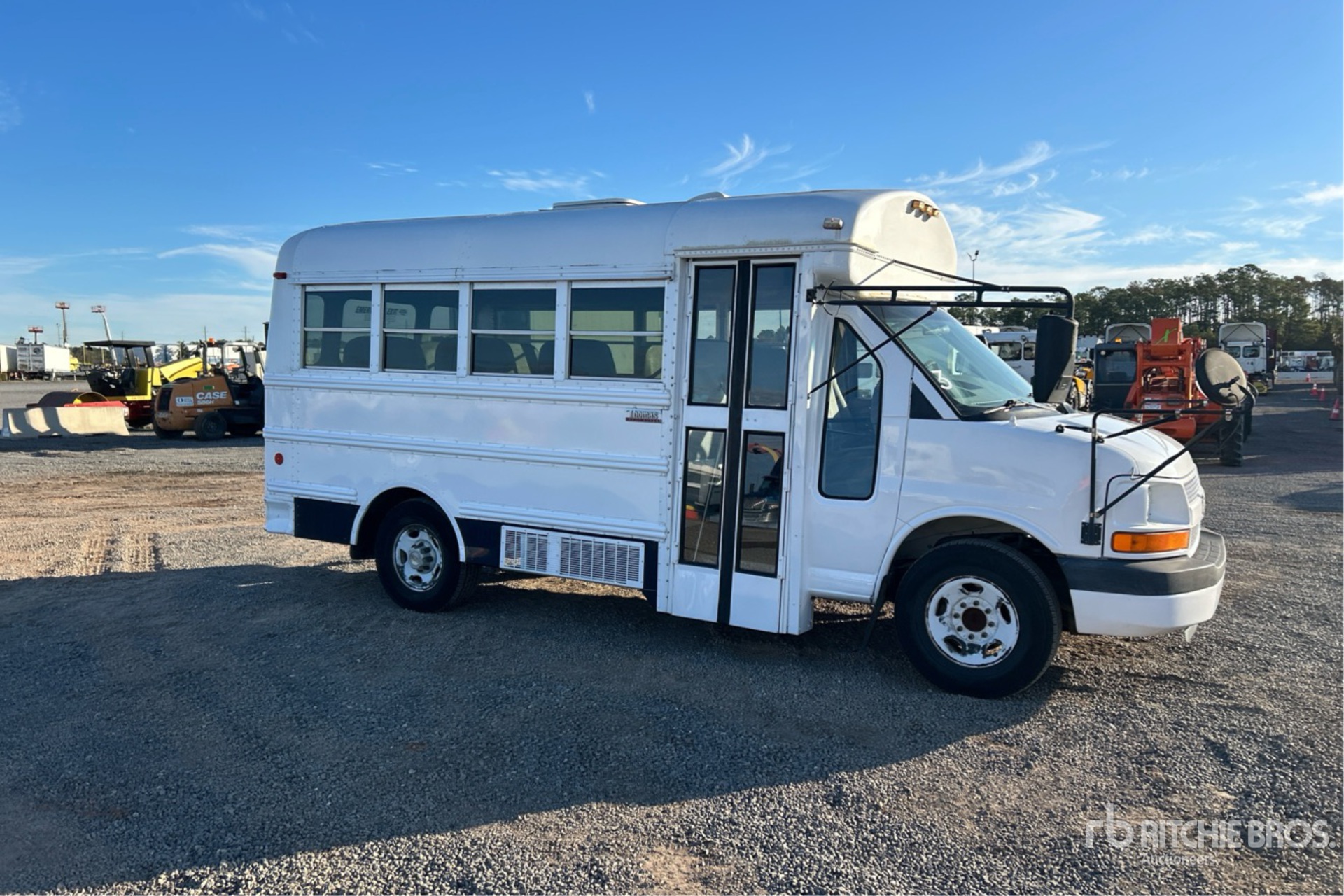 General Appearance with Foto, angolo anteriore destro