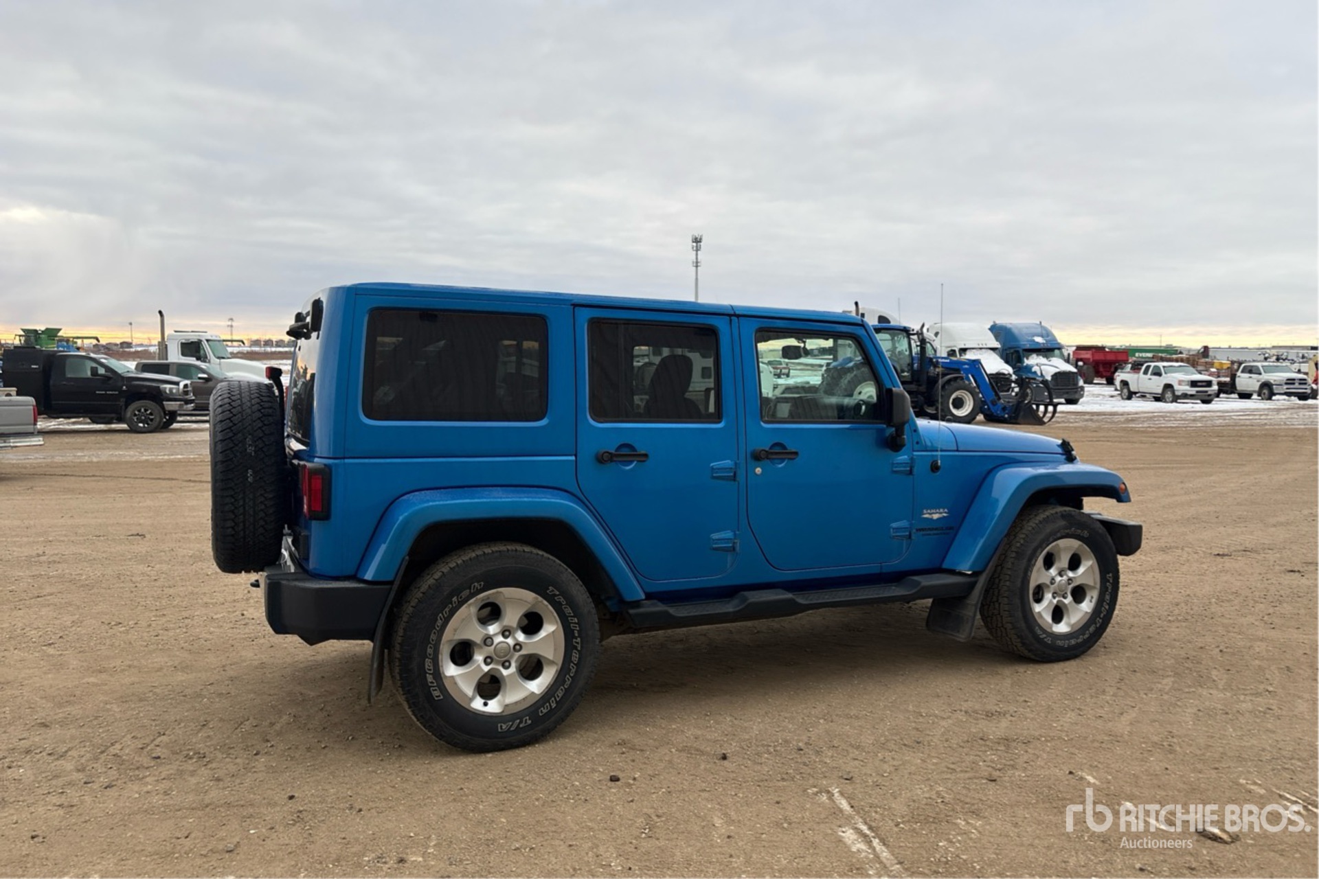 General Appearance with Picture, Right Rear Corner