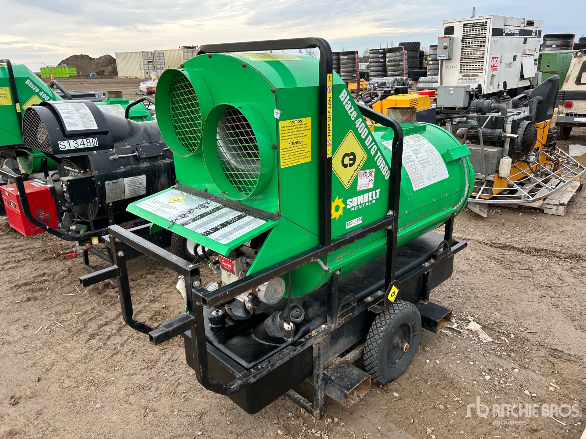 General Appearance with Imagen: esquina trasera derecha