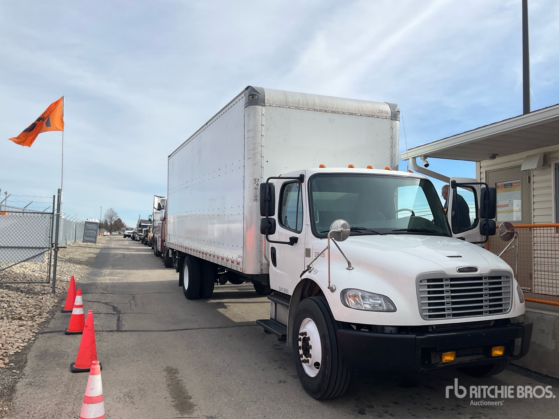 General Appearance with Featured Photo