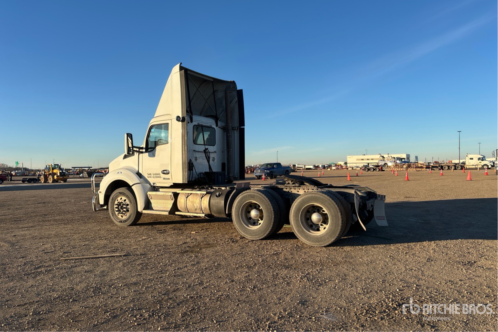 General Appearance with Picture, Left Rear Corner