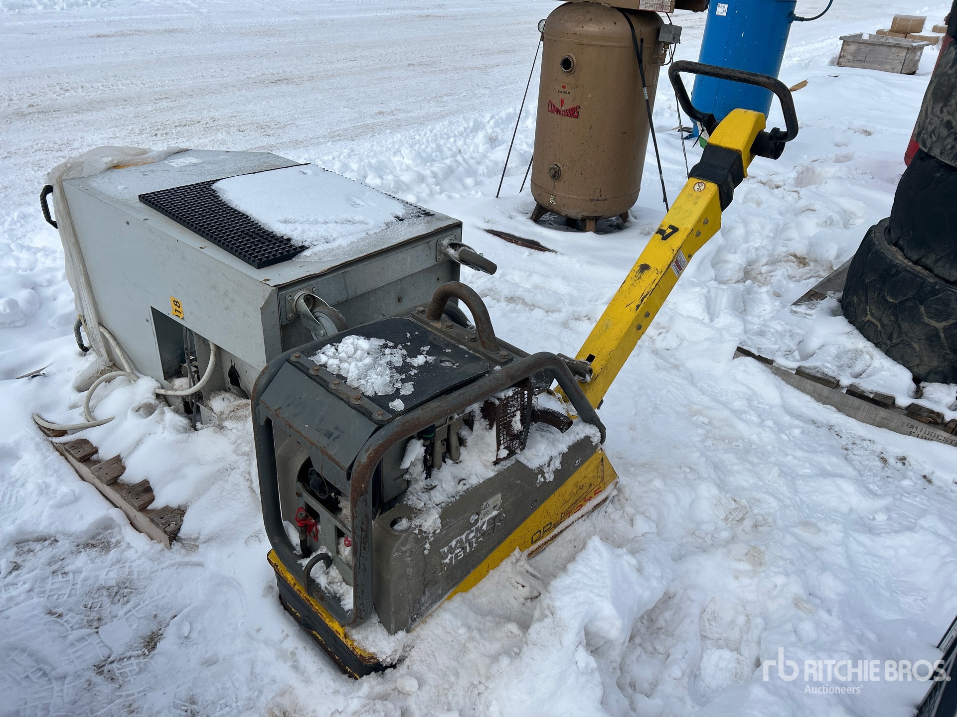 General Appearance with Picture, Left Front Corner