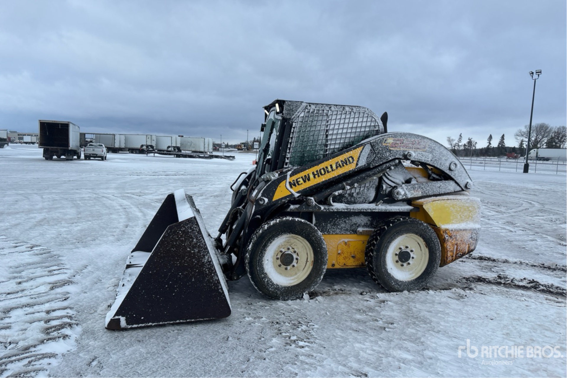 General Appearance with Picture, Left Front Corner