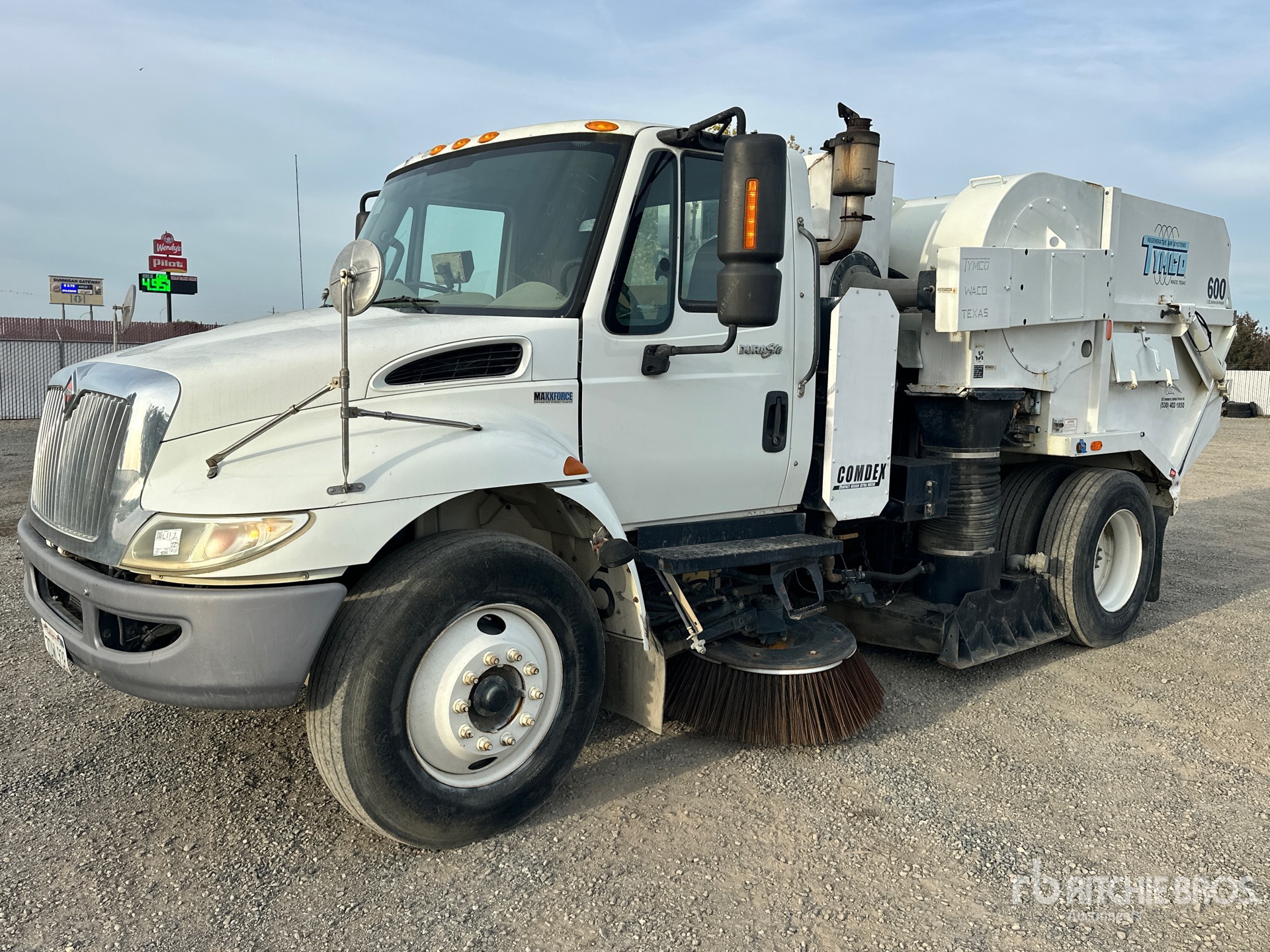 General Appearance with Picture, Left Front Corner