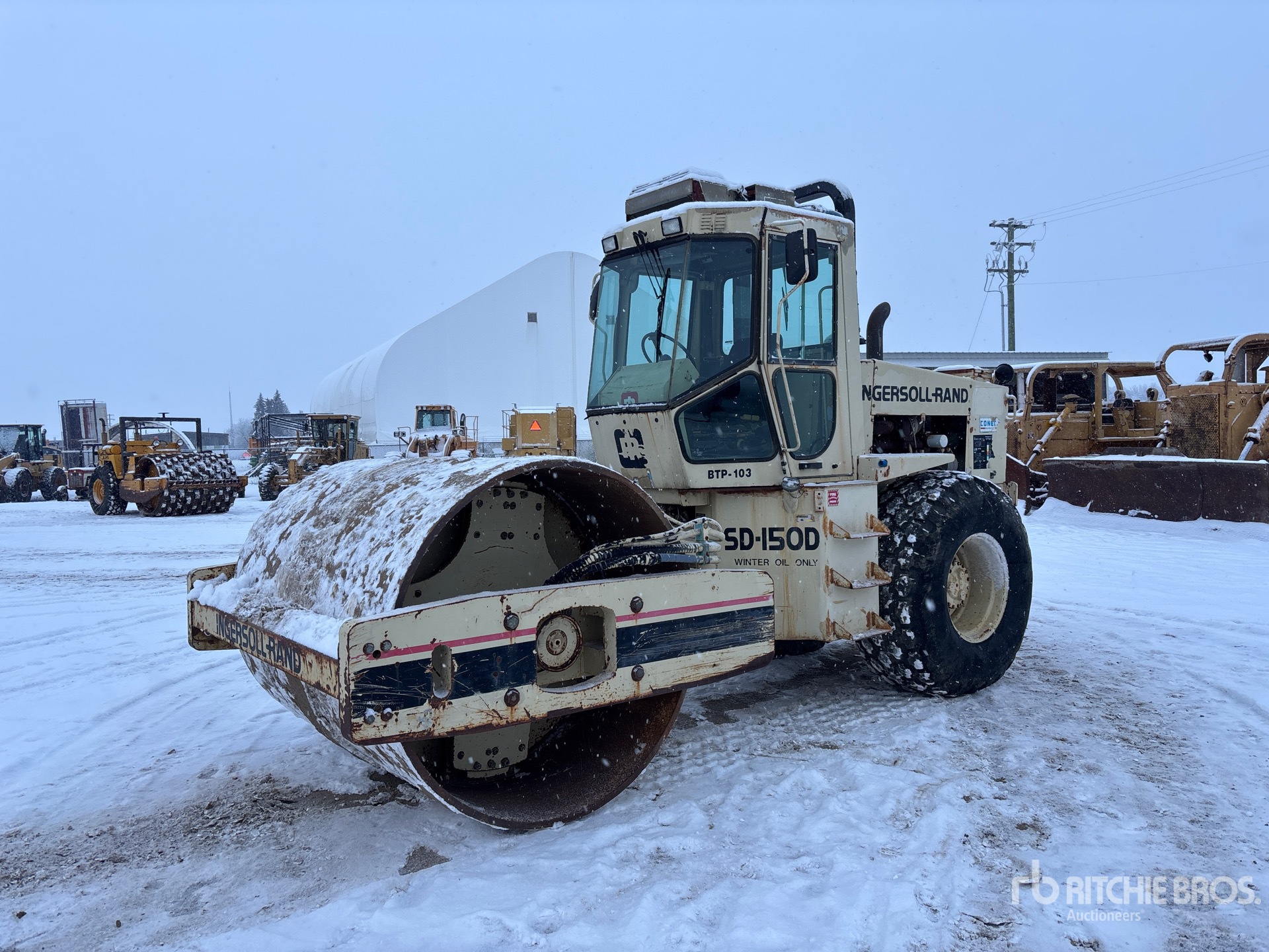 General Appearance with Featured Photo