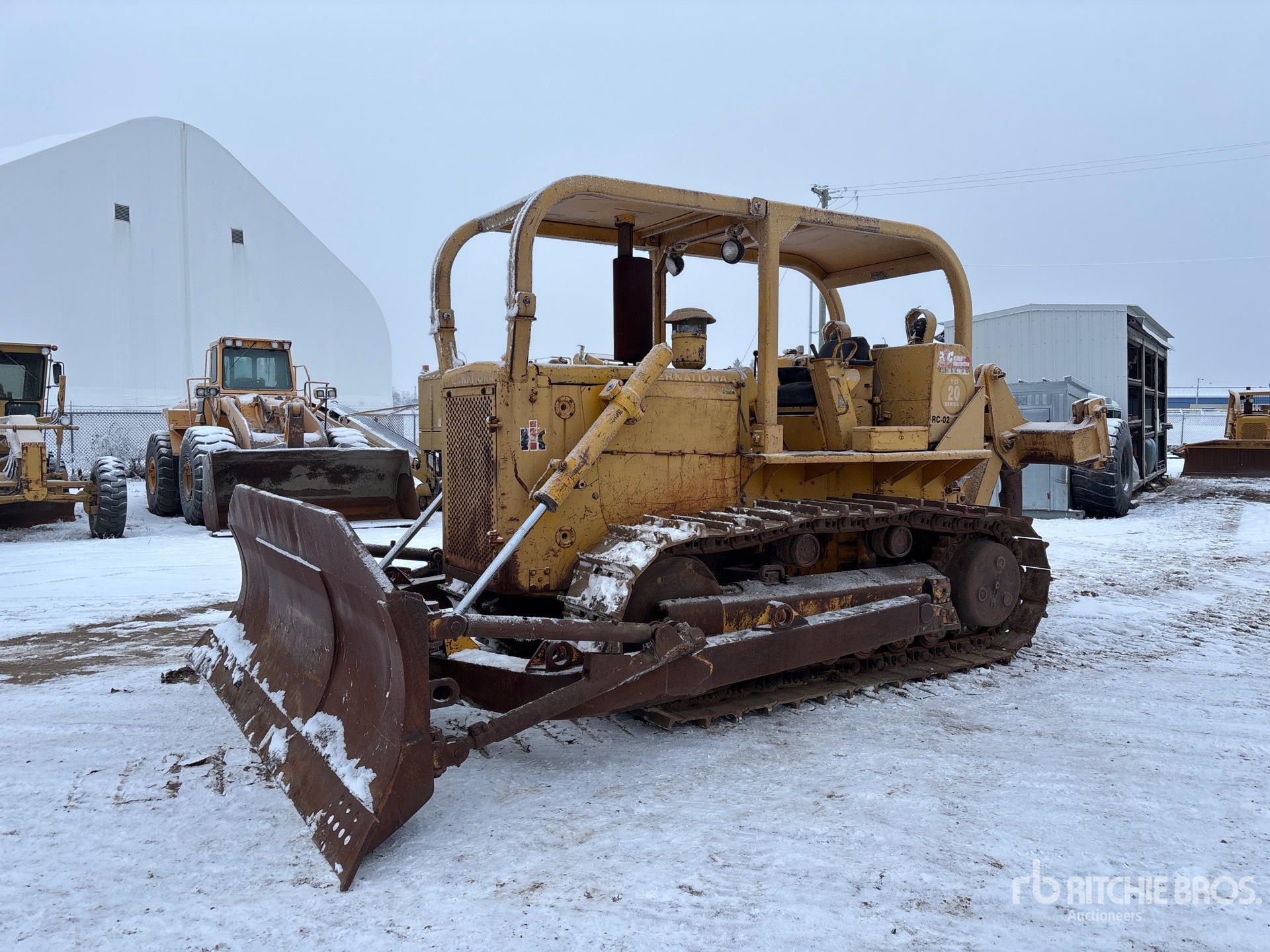 General Appearance with Foto, angolo anteriore sinistro