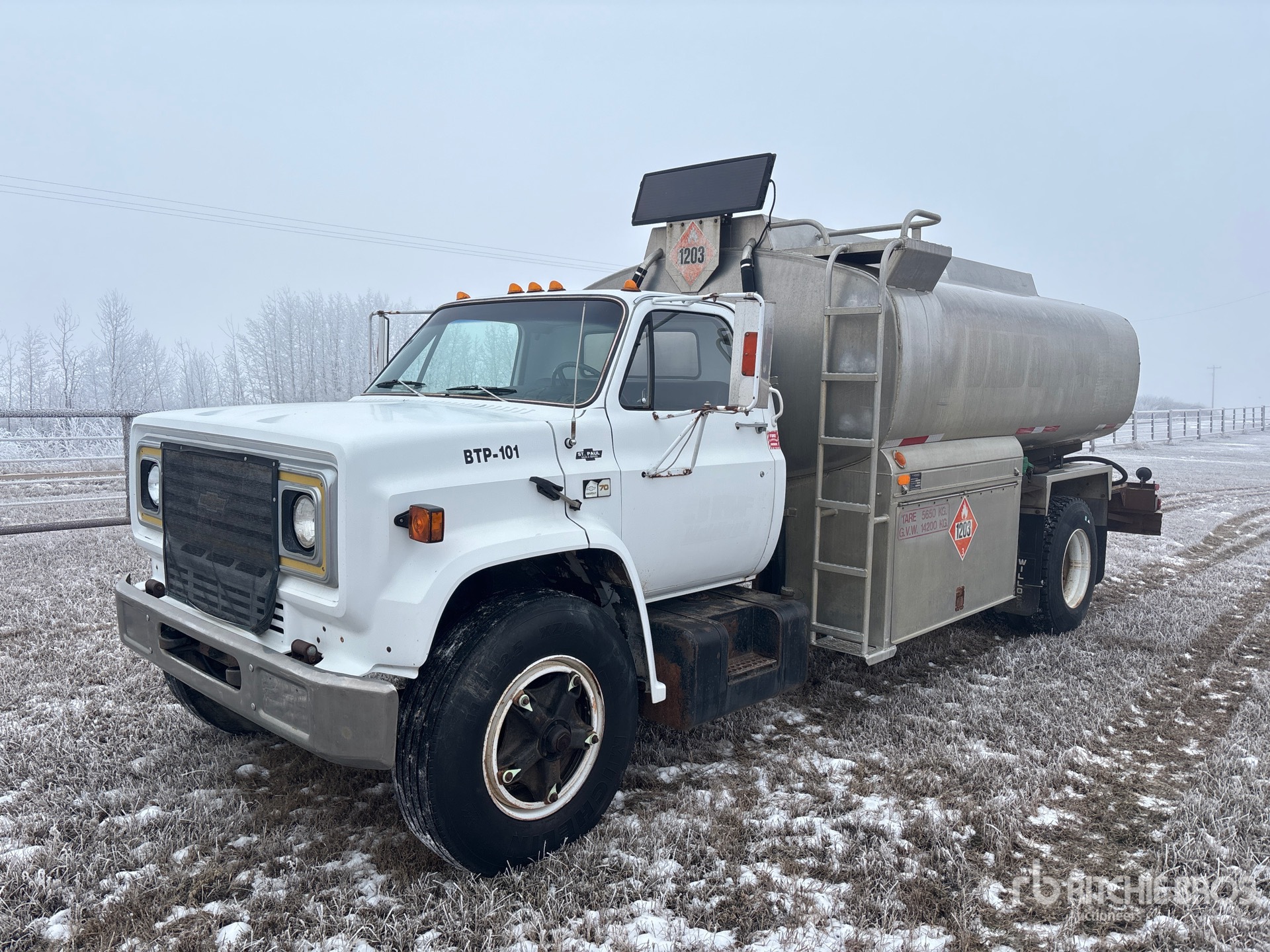 General Appearance with Featured Photo